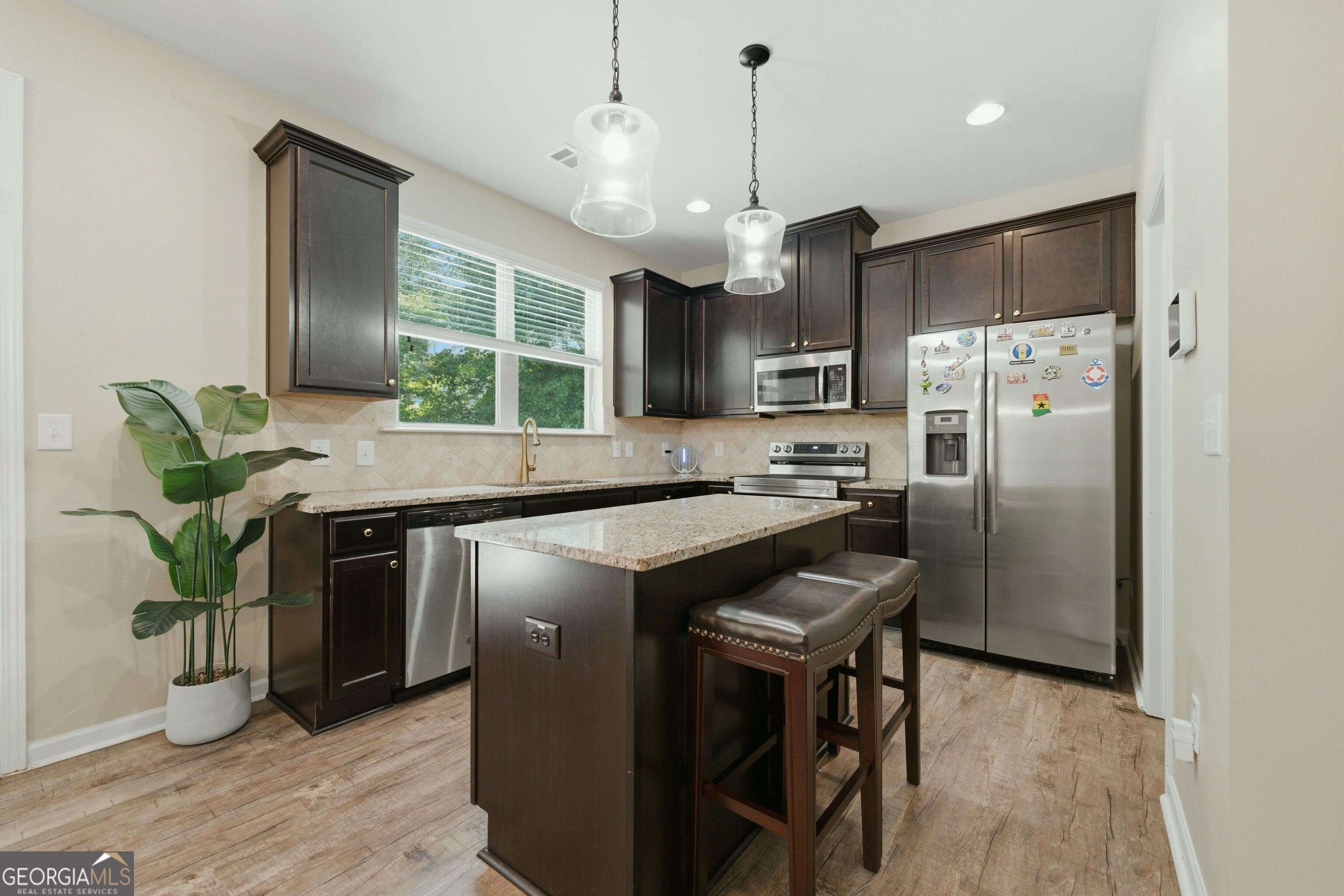 7519 Stone Creek Path Property Photo 9