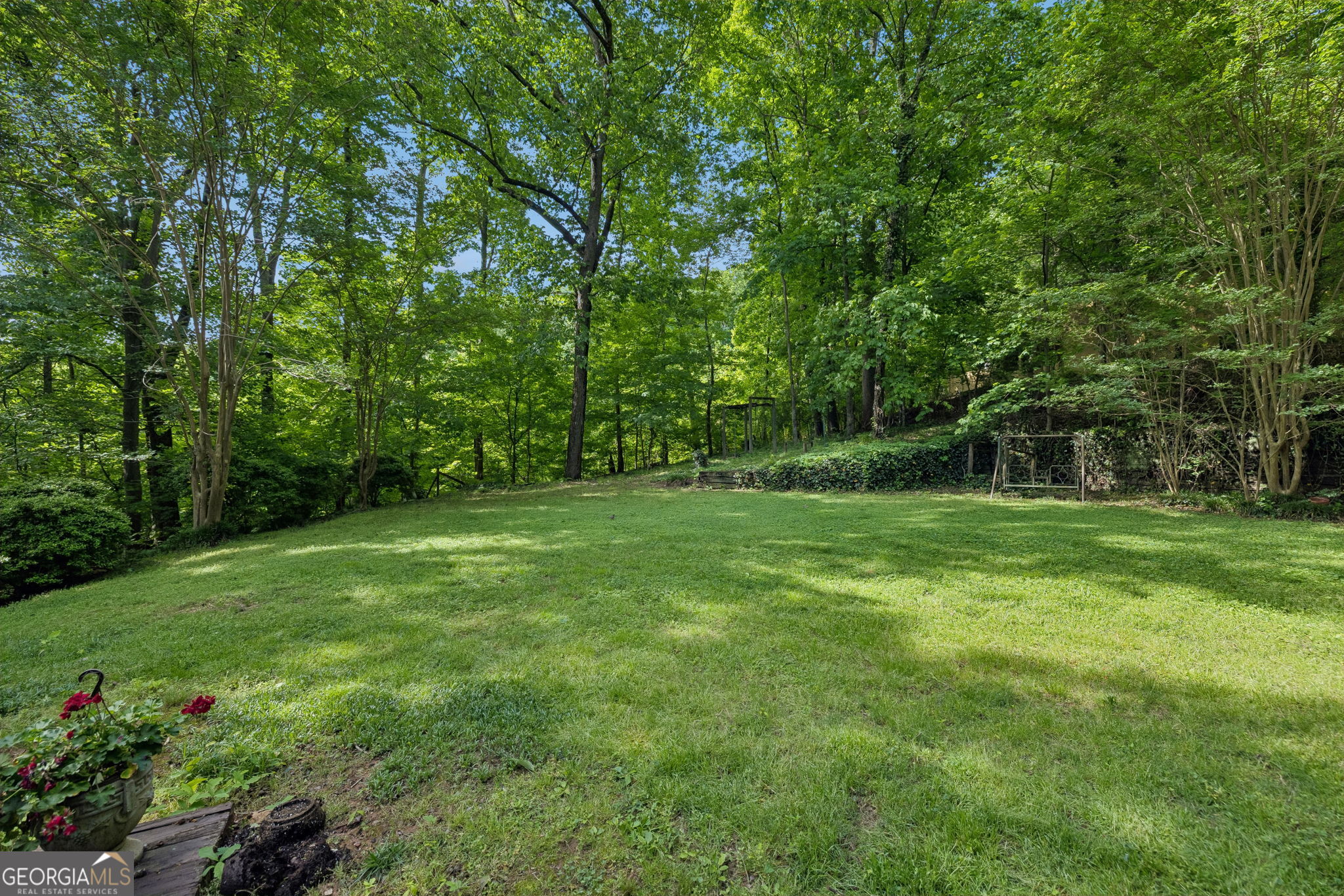 2213 Rocky Face Circle Property Photo 3