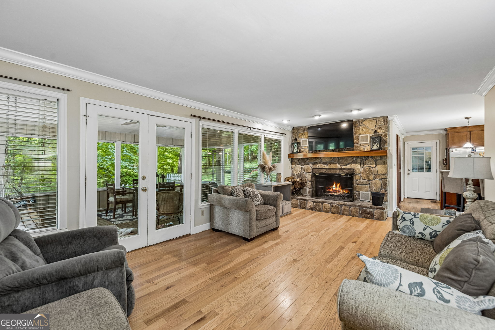 2213 Rocky Face Circle Property Photo 4