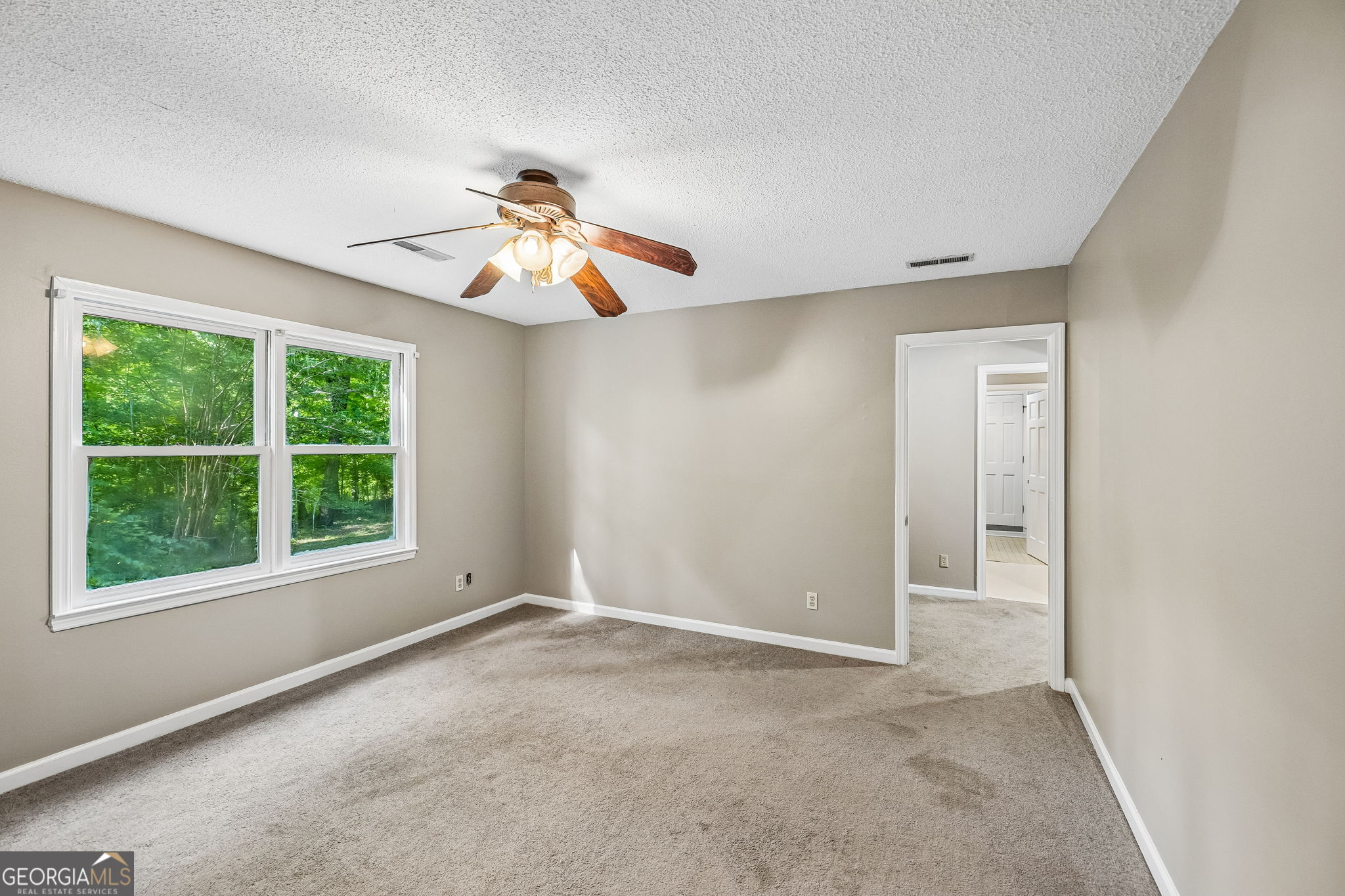 2213 Rocky Face Circle Property Photo 21