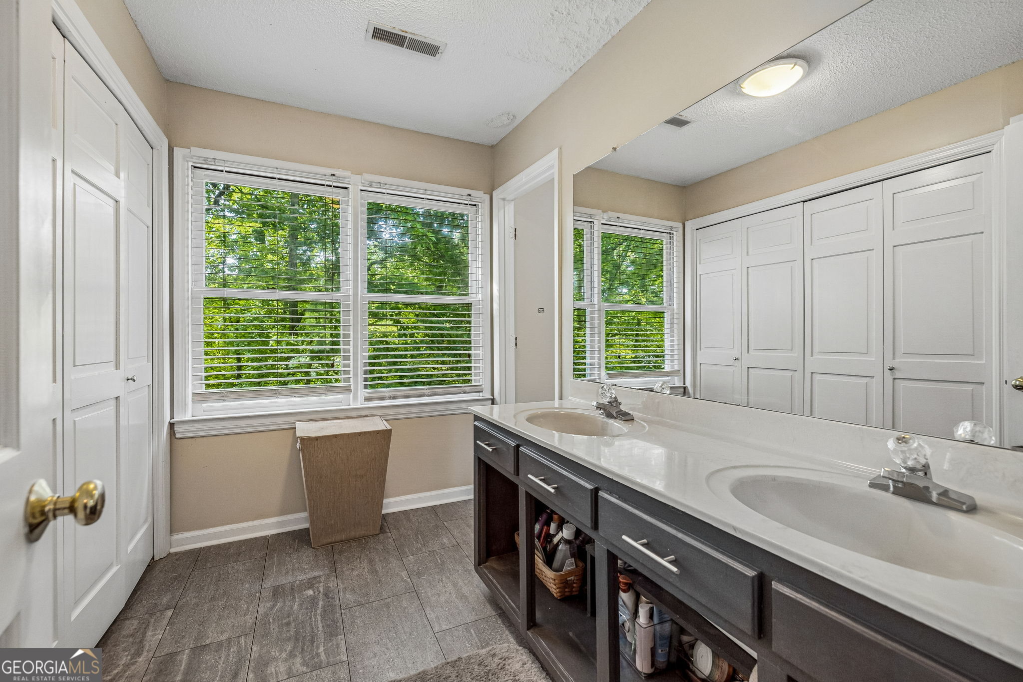 2213 Rocky Face Circle Property Photo 28
