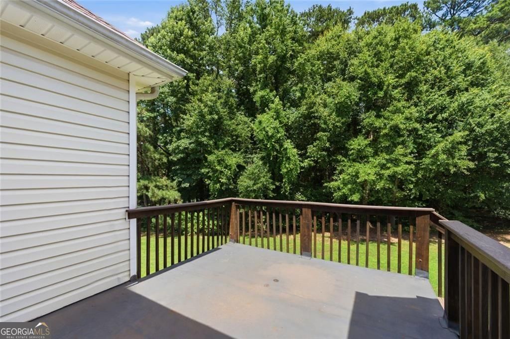 139 Lost Forest Drive Property Photo 18