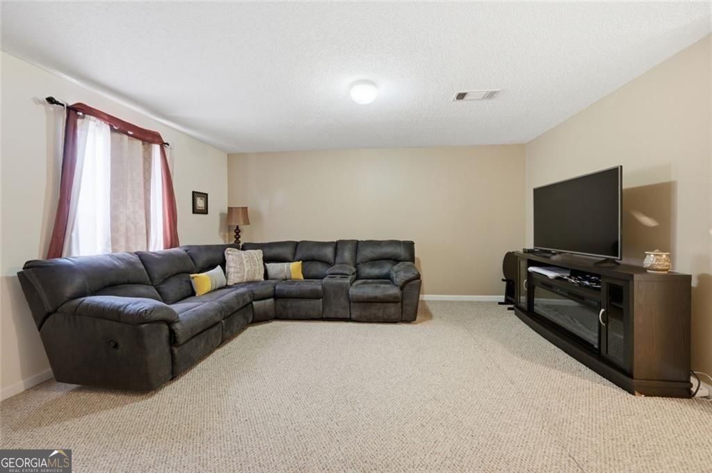 139 Lost Forest Drive Property Photo 33