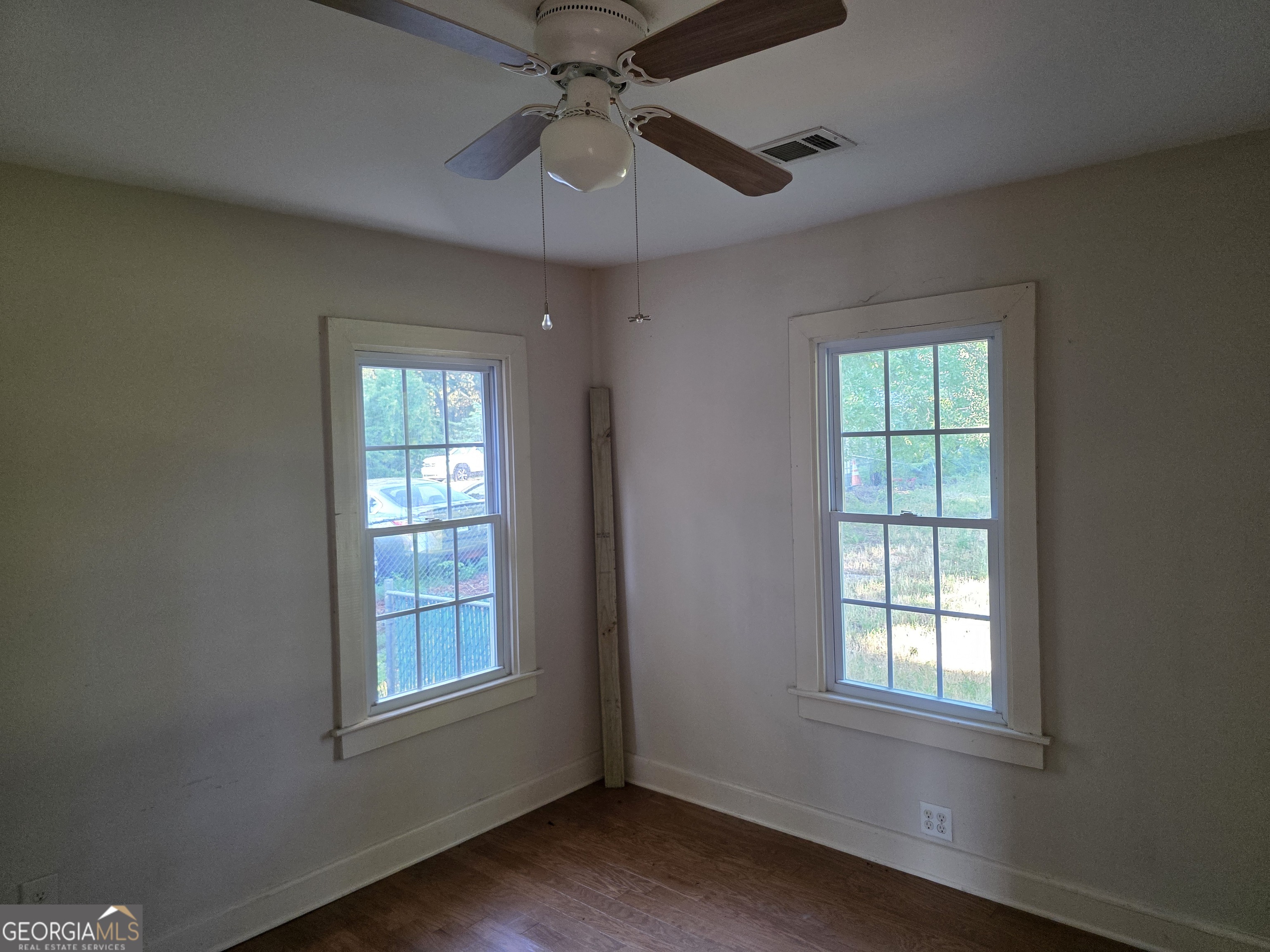 6639 S Sweetwater Road Property Photo 12