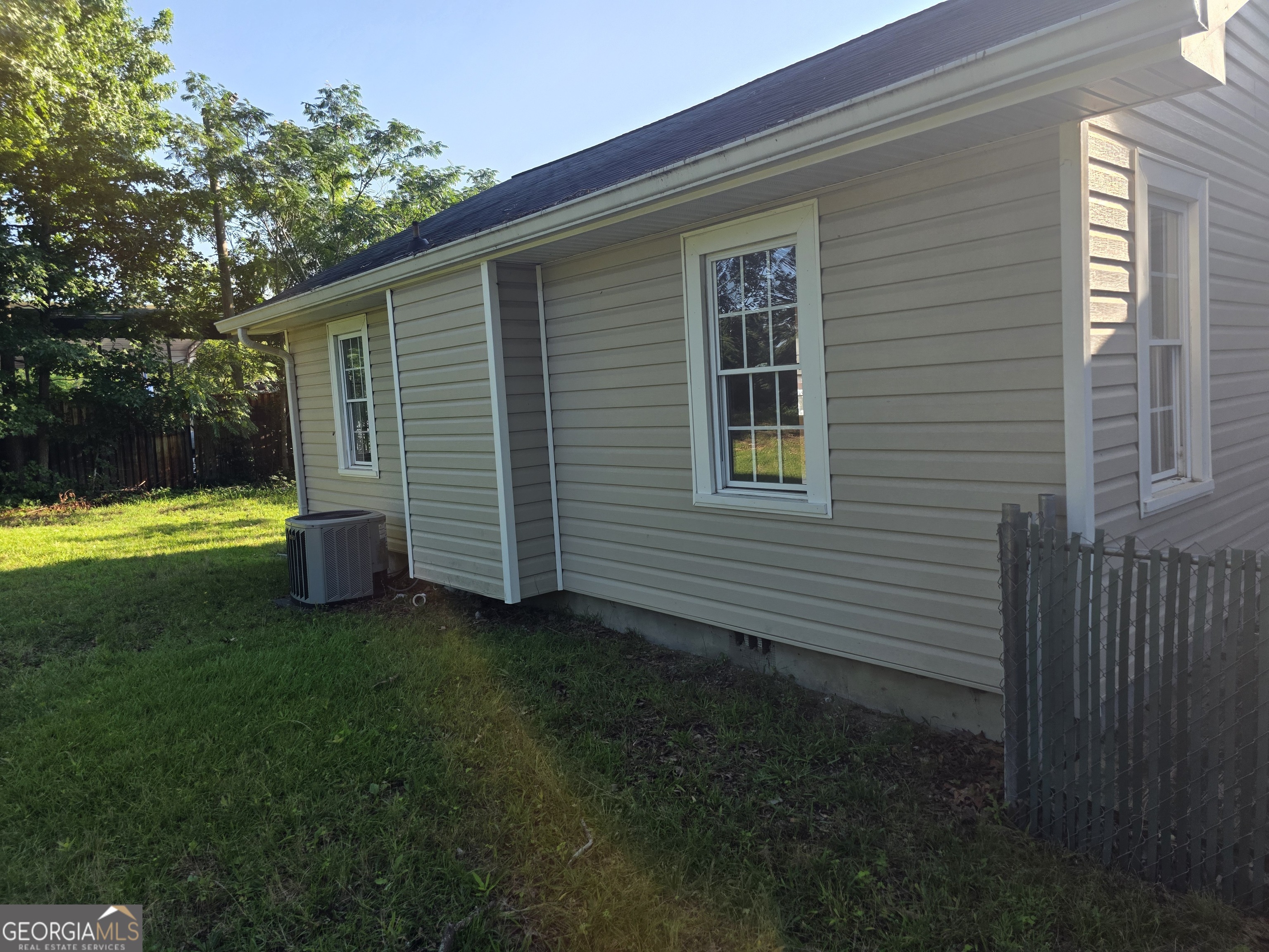 6639 S Sweetwater Road Property Photo 18