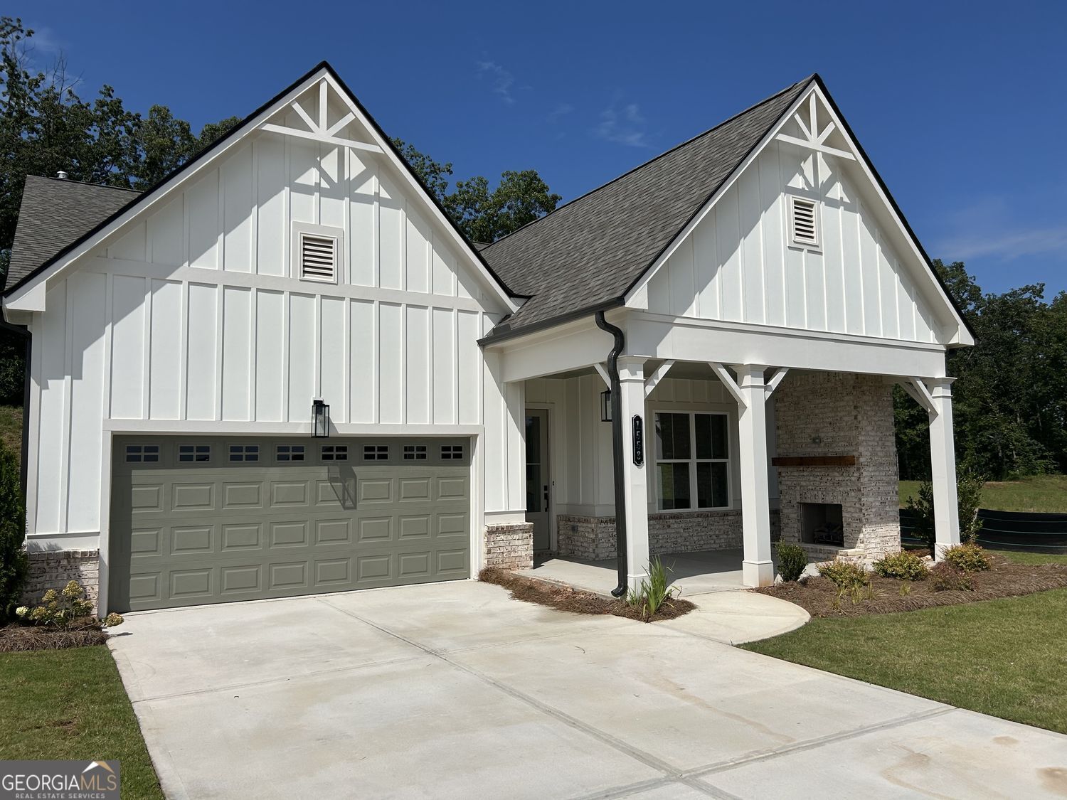 1553 Assembly Circle Property Photo 1