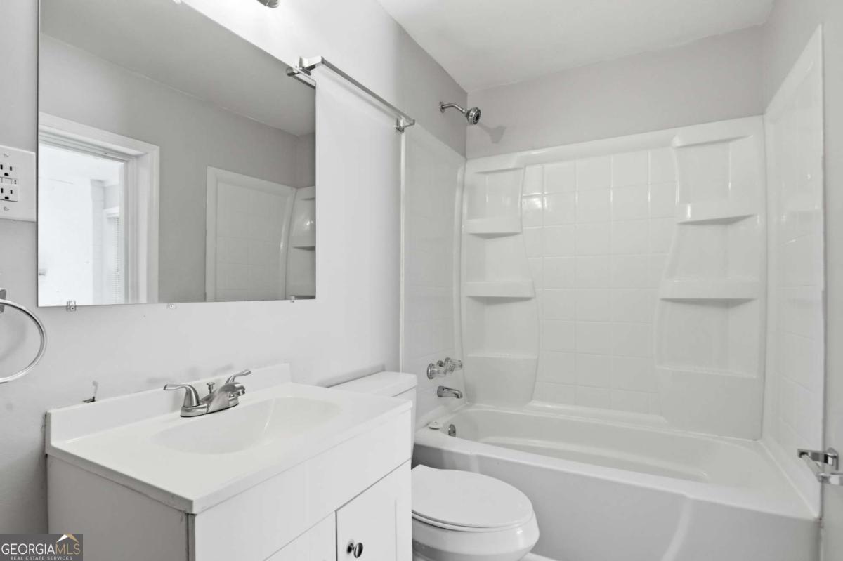 1764 Atherton Drive Property Photo 16