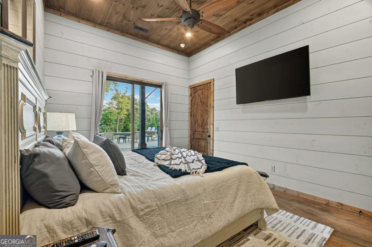 66 Rome Point Property Photo 54