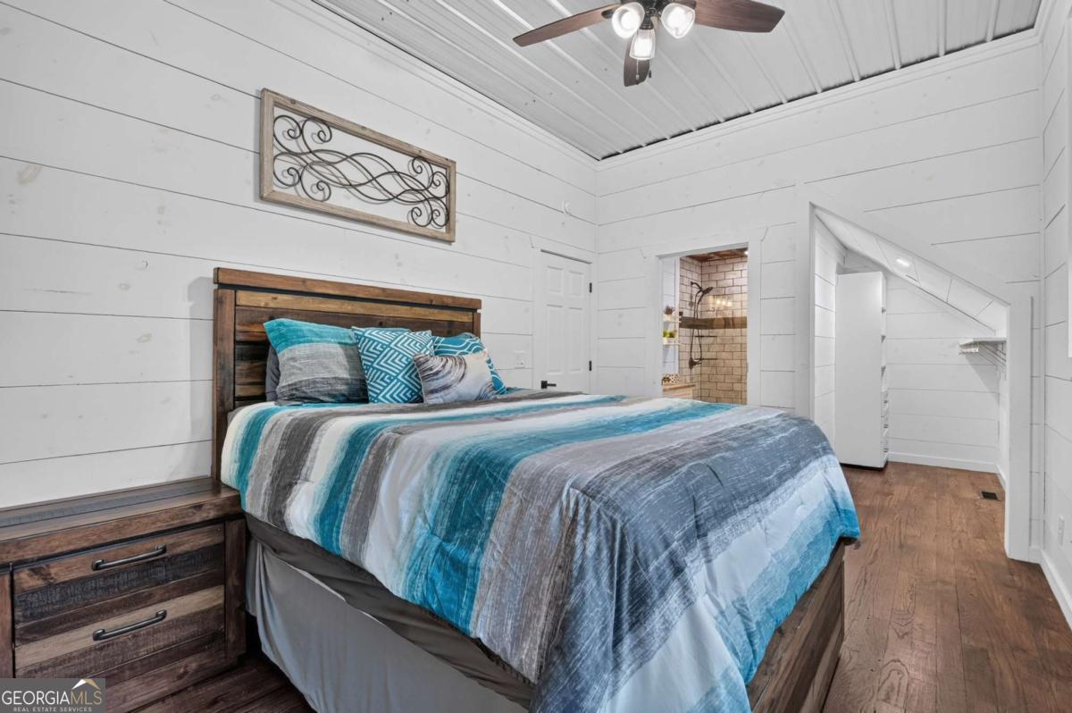 66 Rome Point Property Photo 65