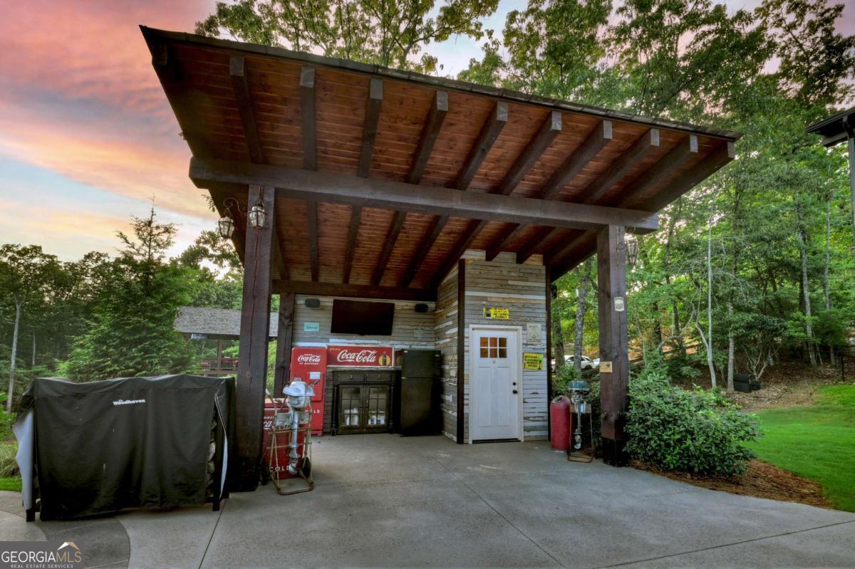 66 Rome Point Property Photo 77