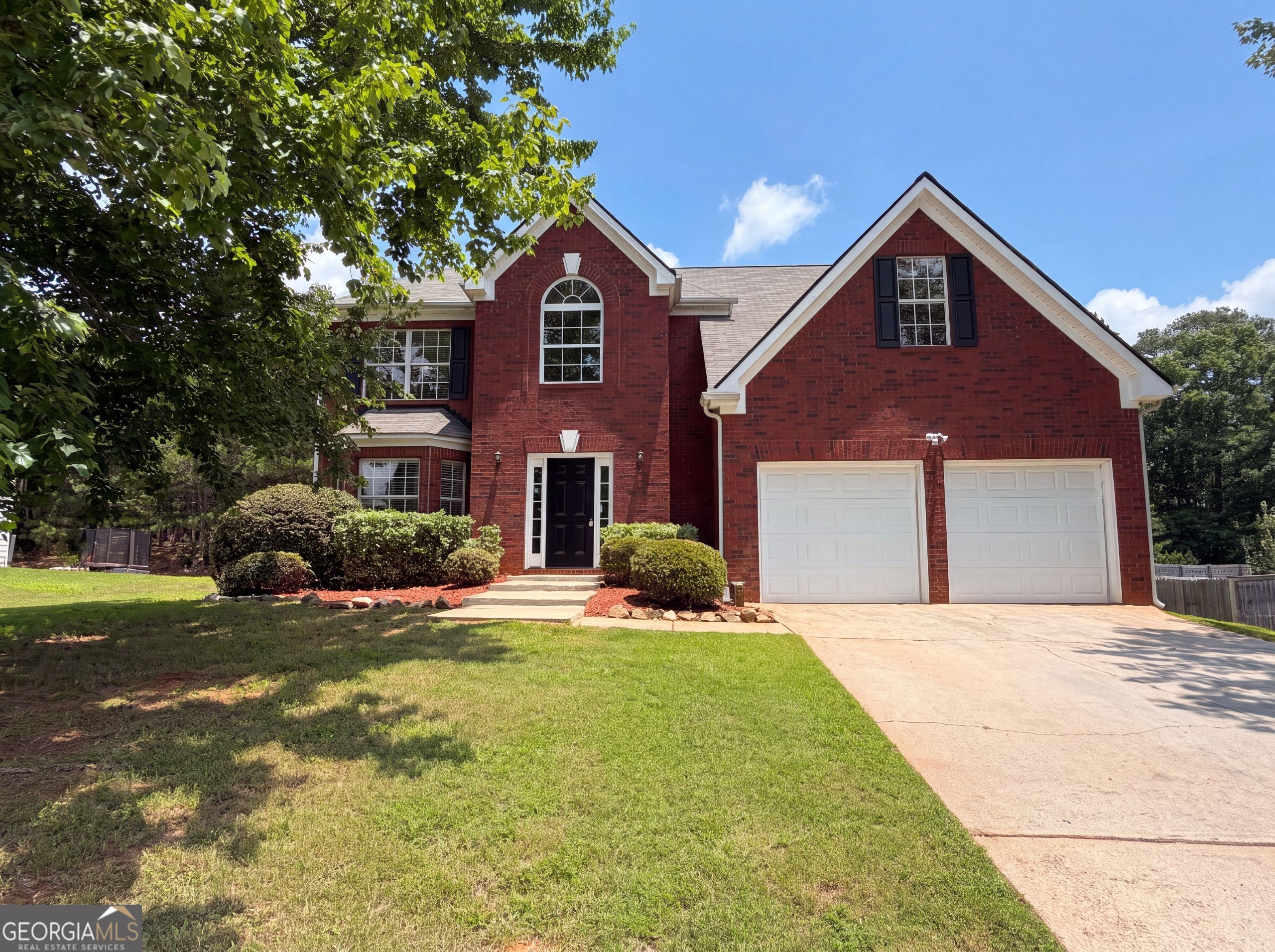 1672 Bennett Drive Property Photo 1