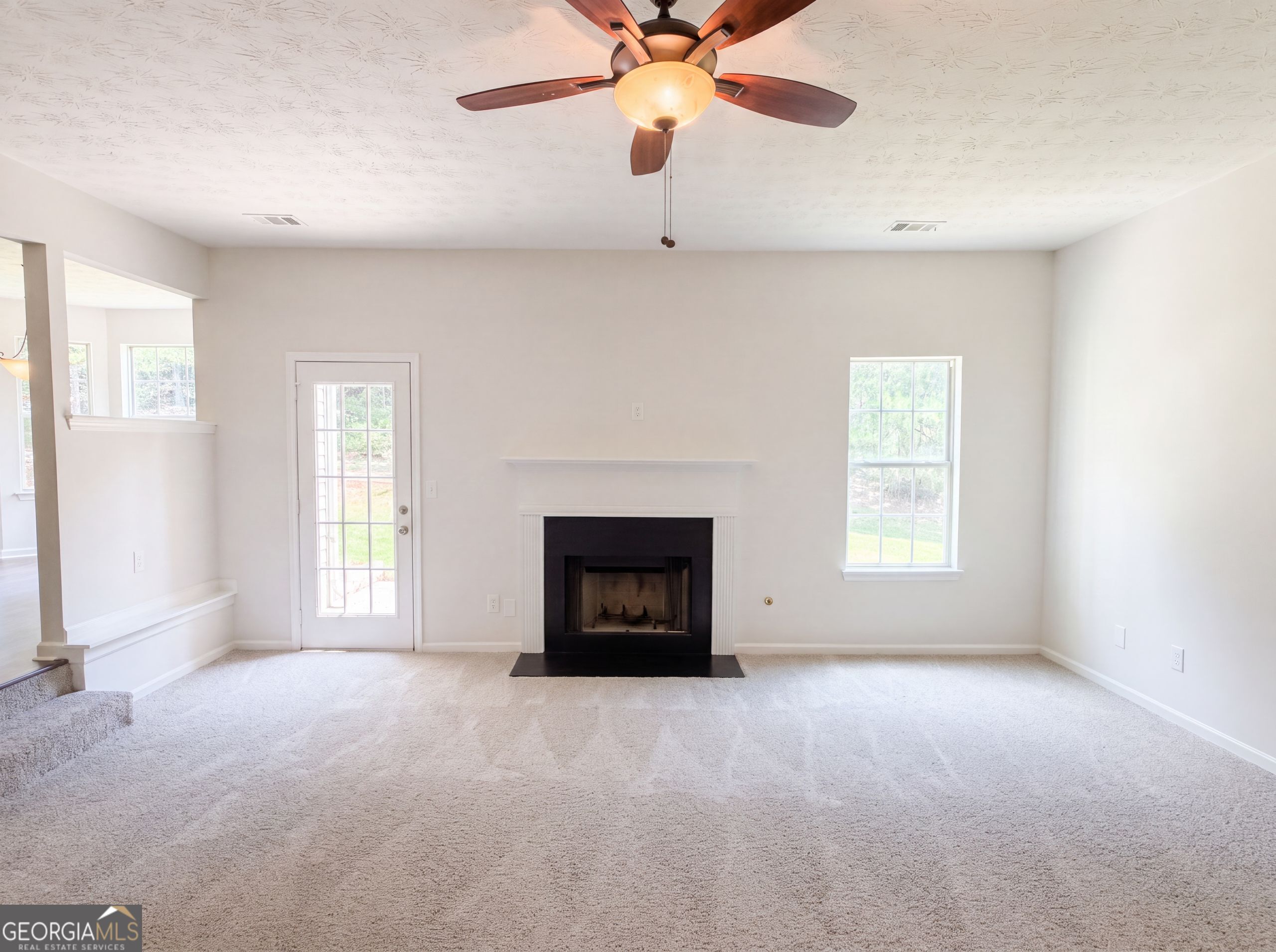 1672 Bennett Drive Property Photo 9