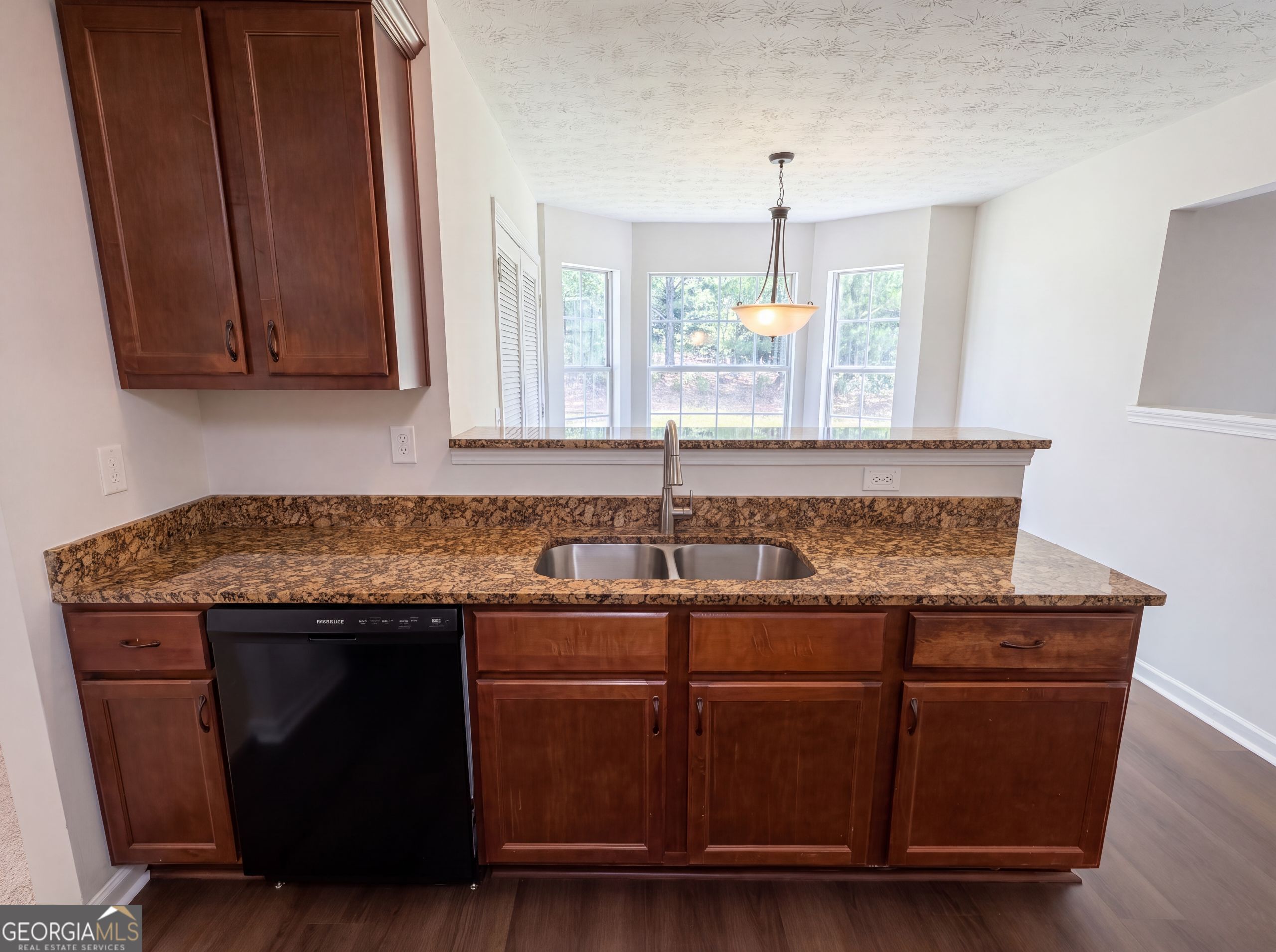 1672 Bennett Drive Property Photo 14