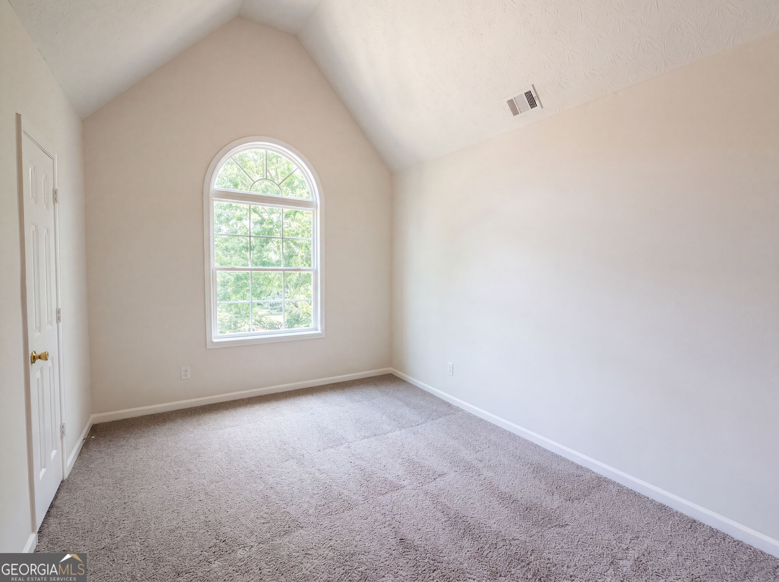 1672 Bennett Drive Property Photo 17