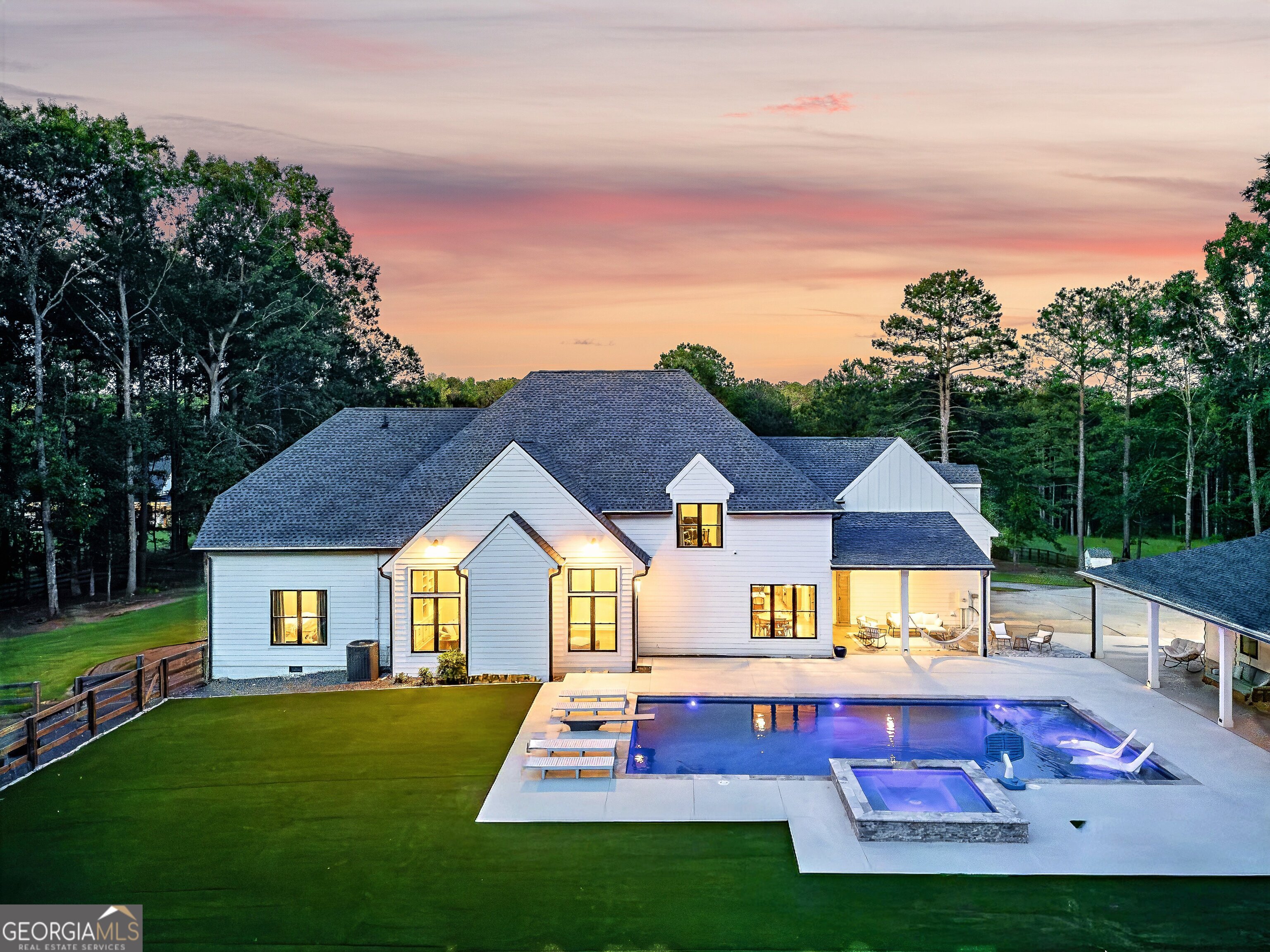 583 Padgett Road Property Photo 3