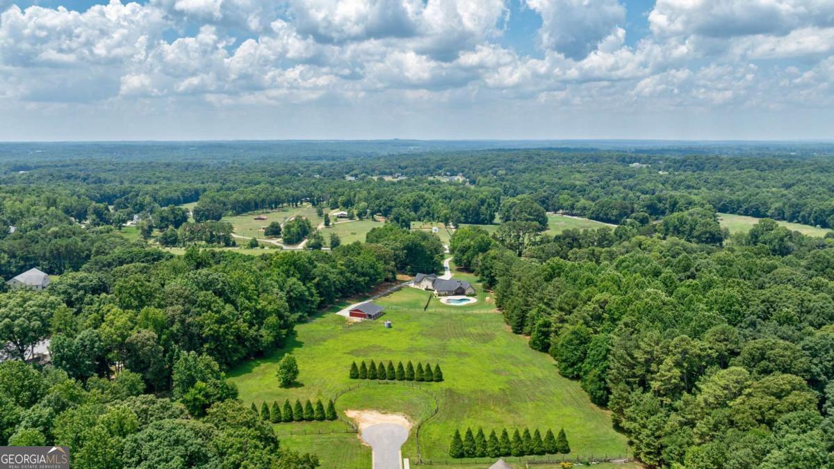151 Geiger Road Property Photo 4