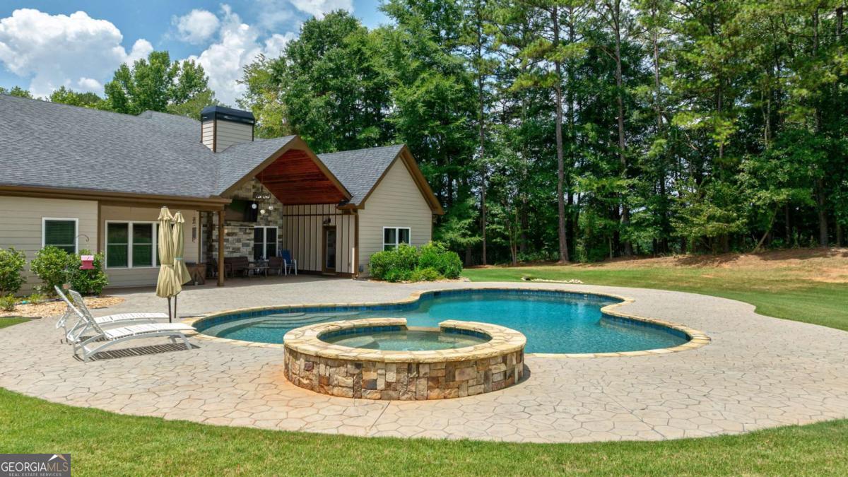 151 Geiger Road Property Photo 8