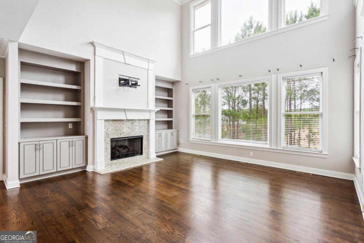 4402 Income Circle Property Photo 3
