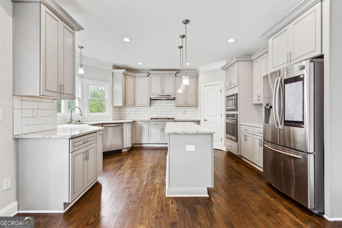 4402 Income Circle Property Photo 6