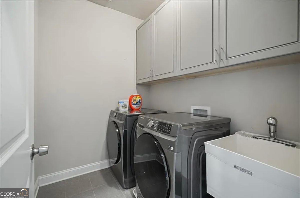 4402 Income Circle Property Photo 43