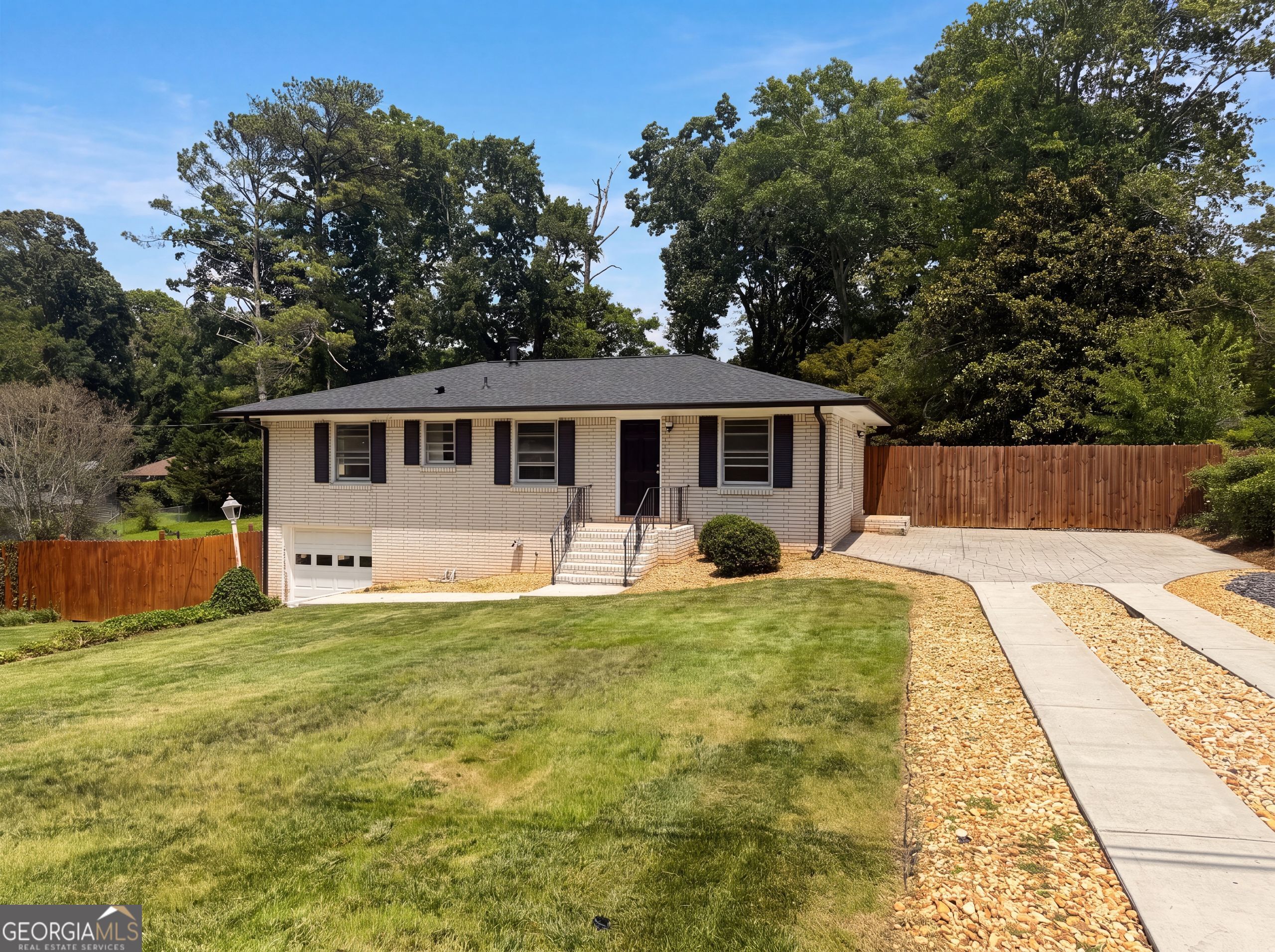 3119 Holbrook Drive Sw Property Photo 1