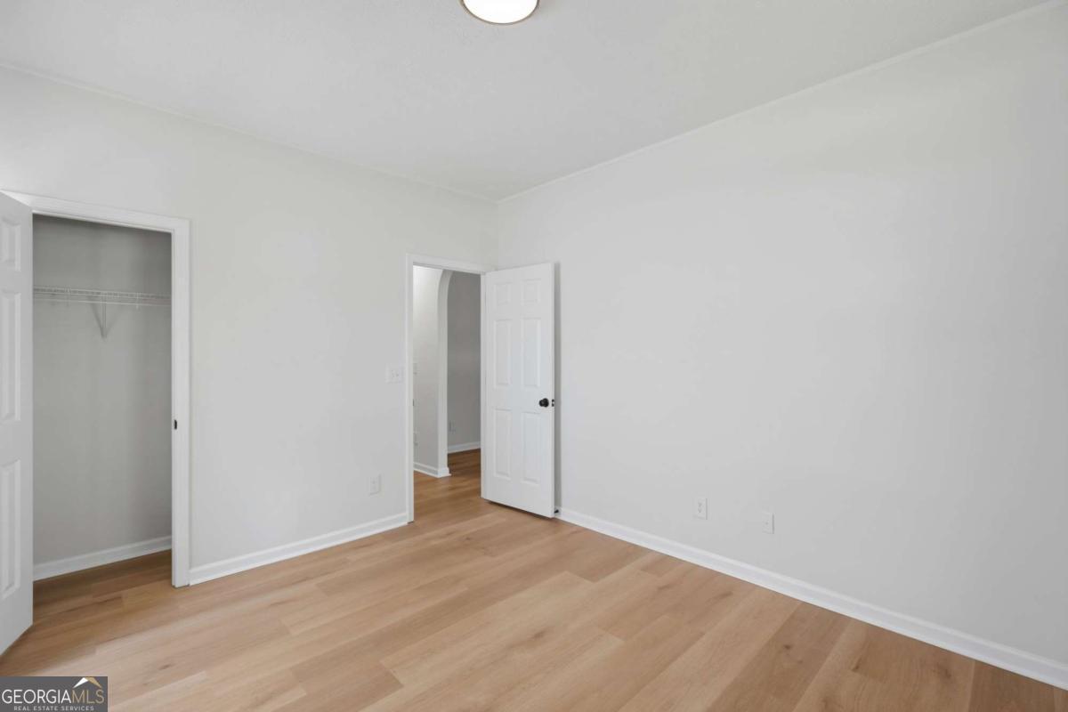 1225 Lafayette Square Property Photo 31