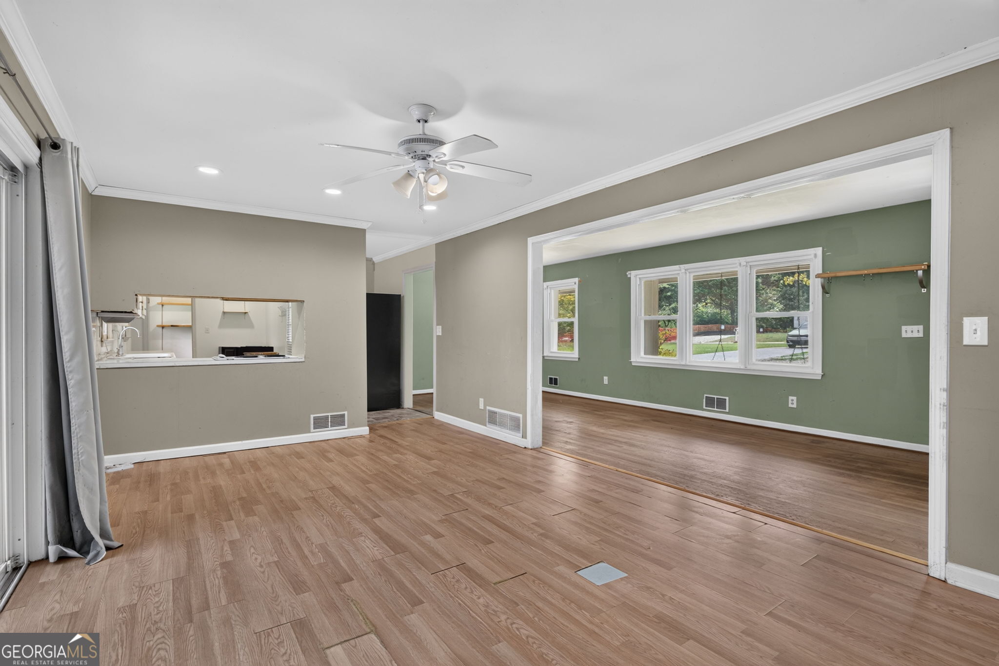 210 Cumming Street Property Photo 10