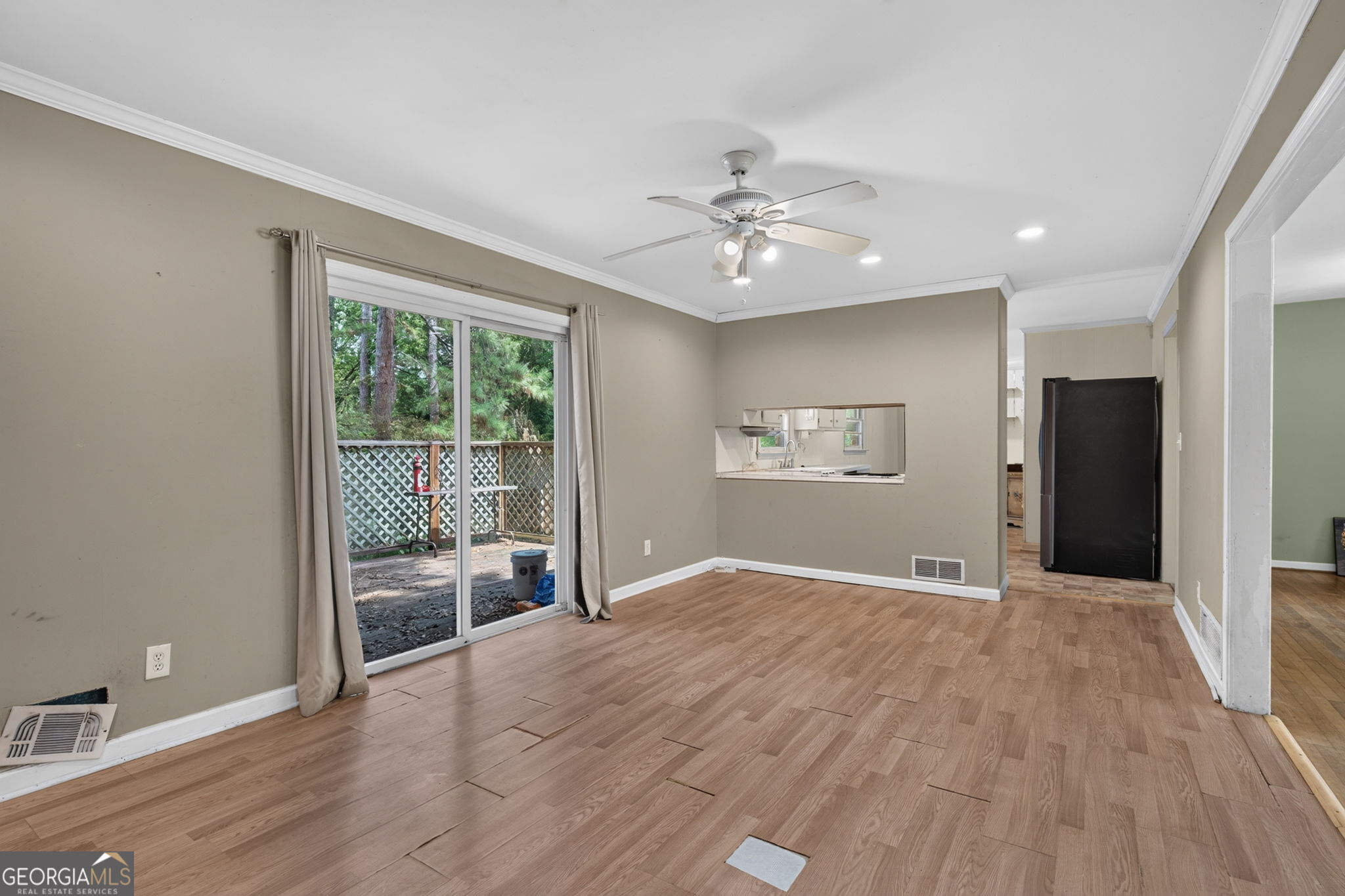 210 Cumming Street Property Photo 11
