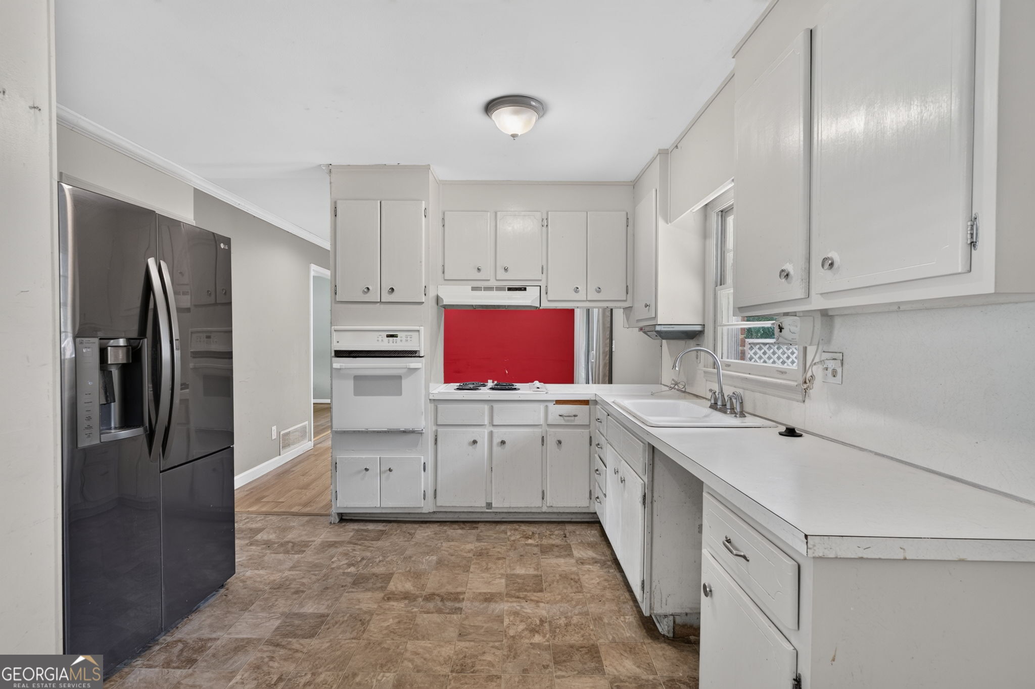 210 Cumming Street Property Photo 13