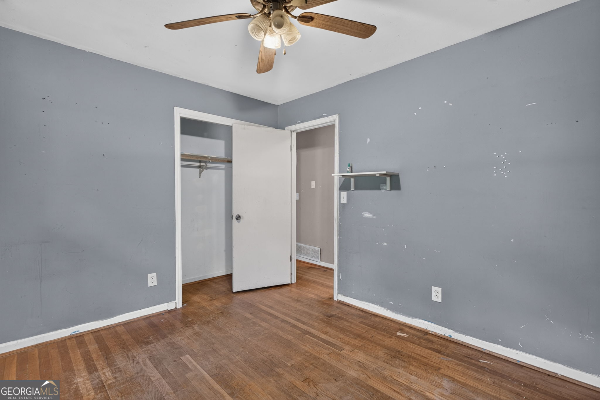 210 Cumming Street Property Photo 17