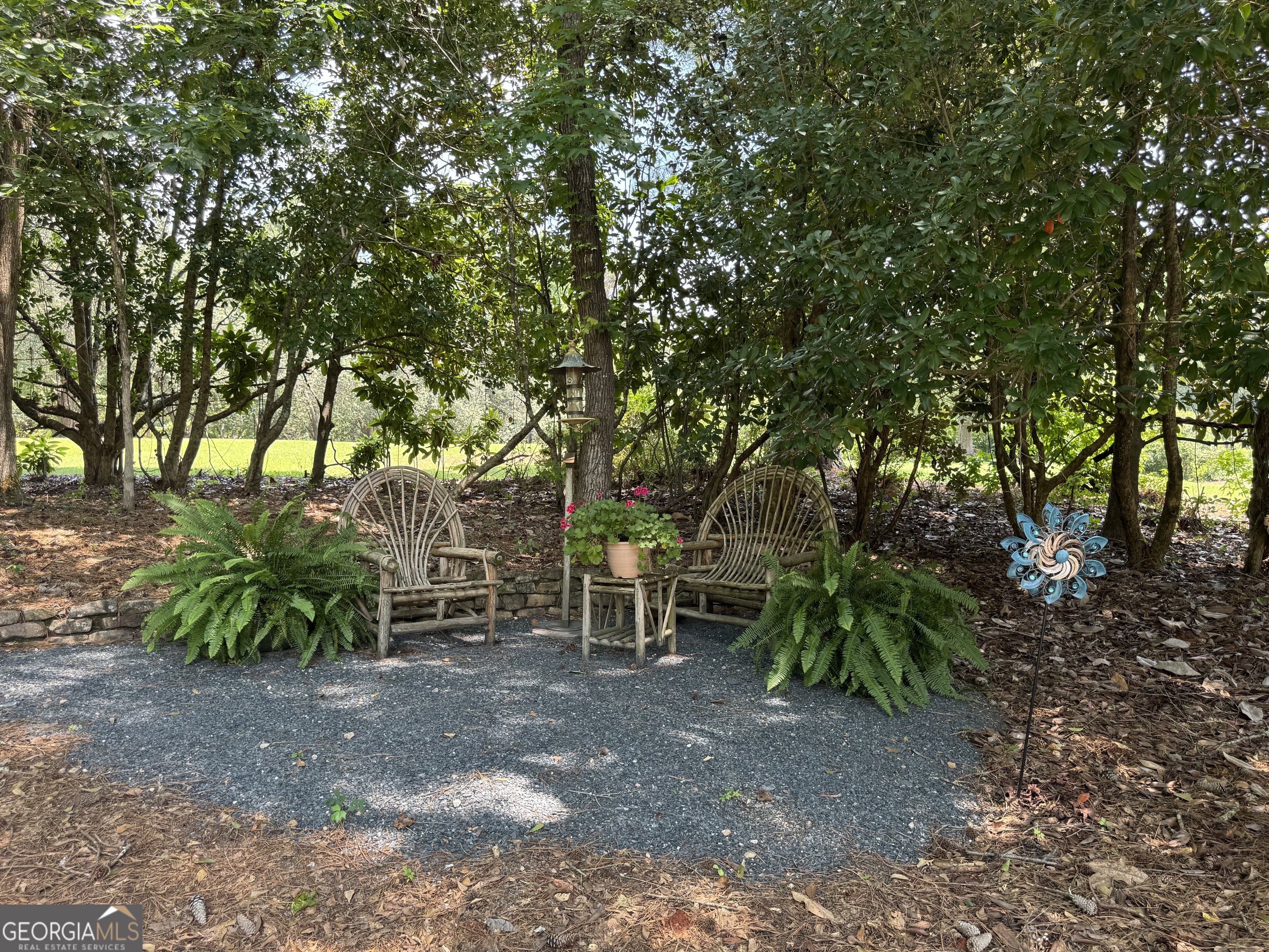 1018 Riverside Drive Property Photo 31