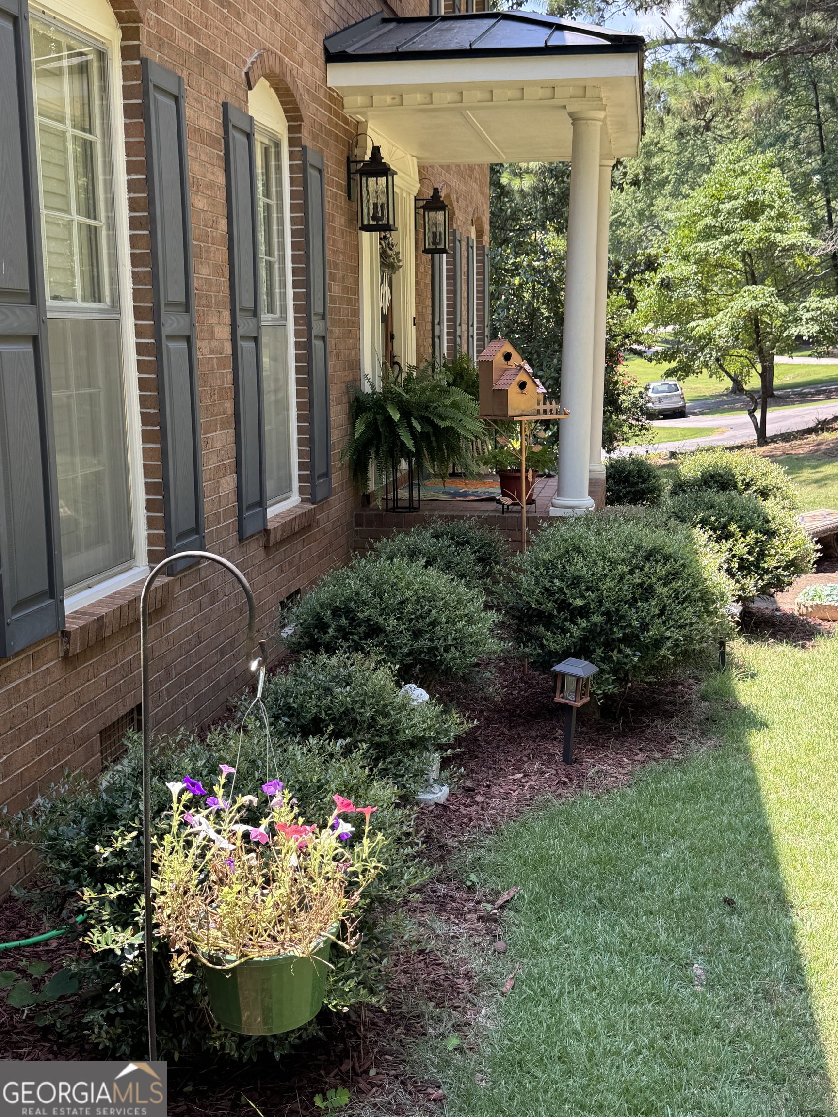 1018 Riverside Drive Property Photo 32