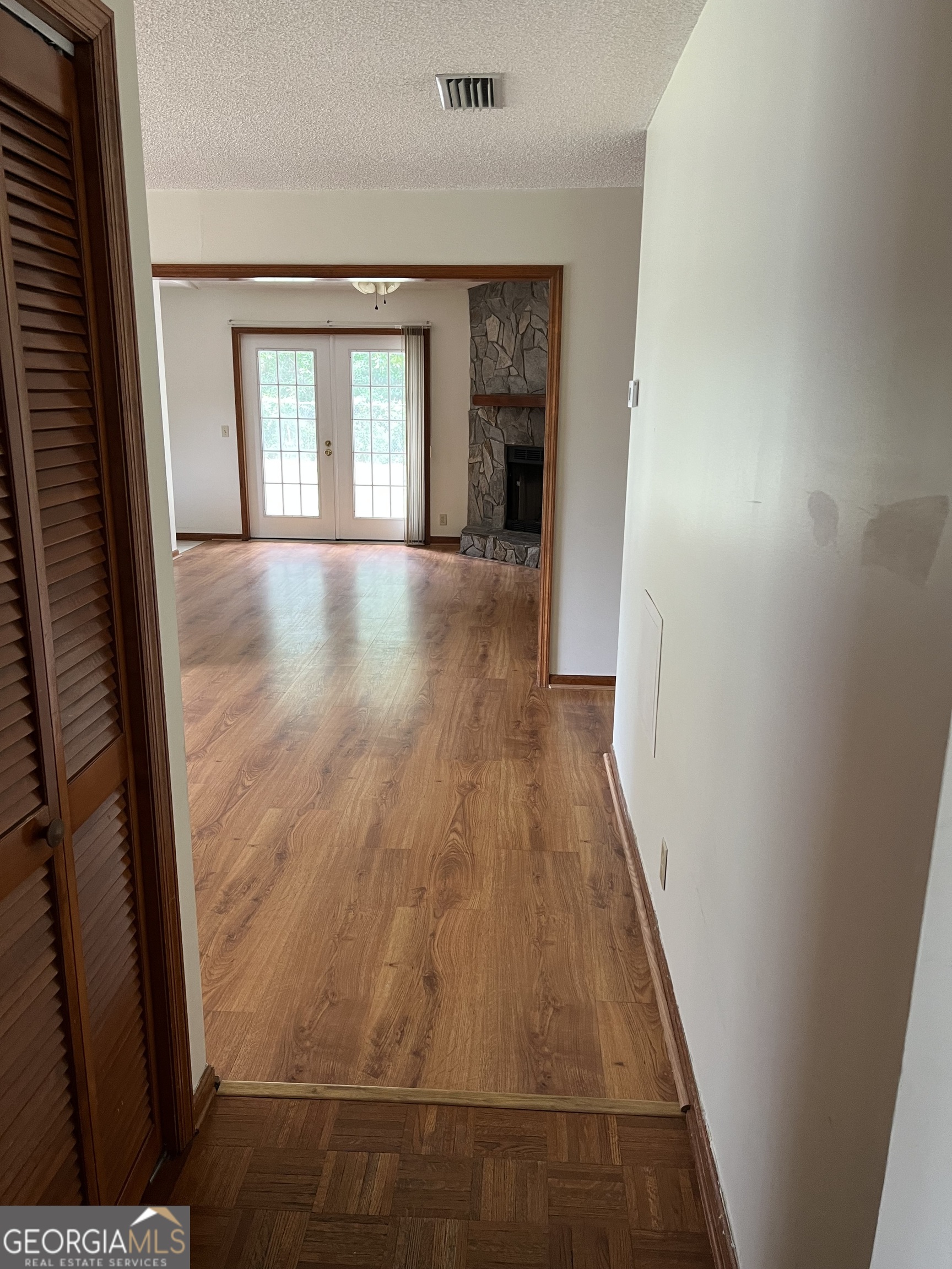 511 Moeckel Lane Property Photo 2