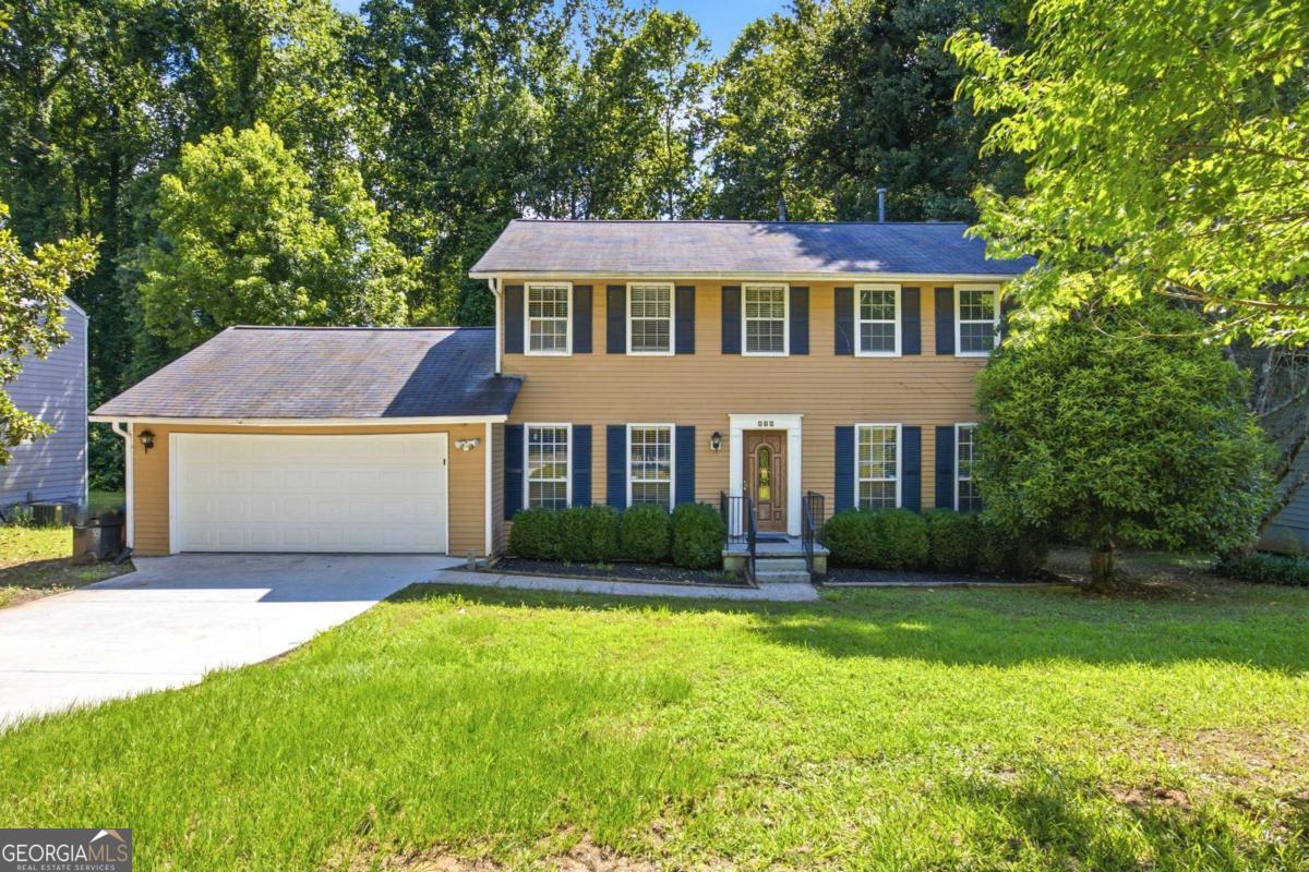 260 Barrington Drive E Property Photo 1