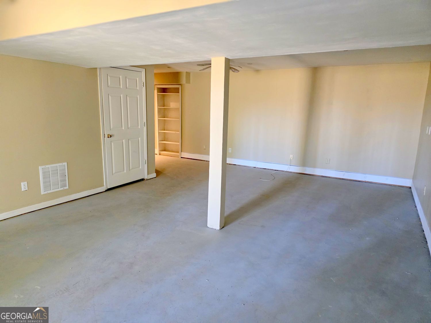 582 Hastings Way Property Photo 35