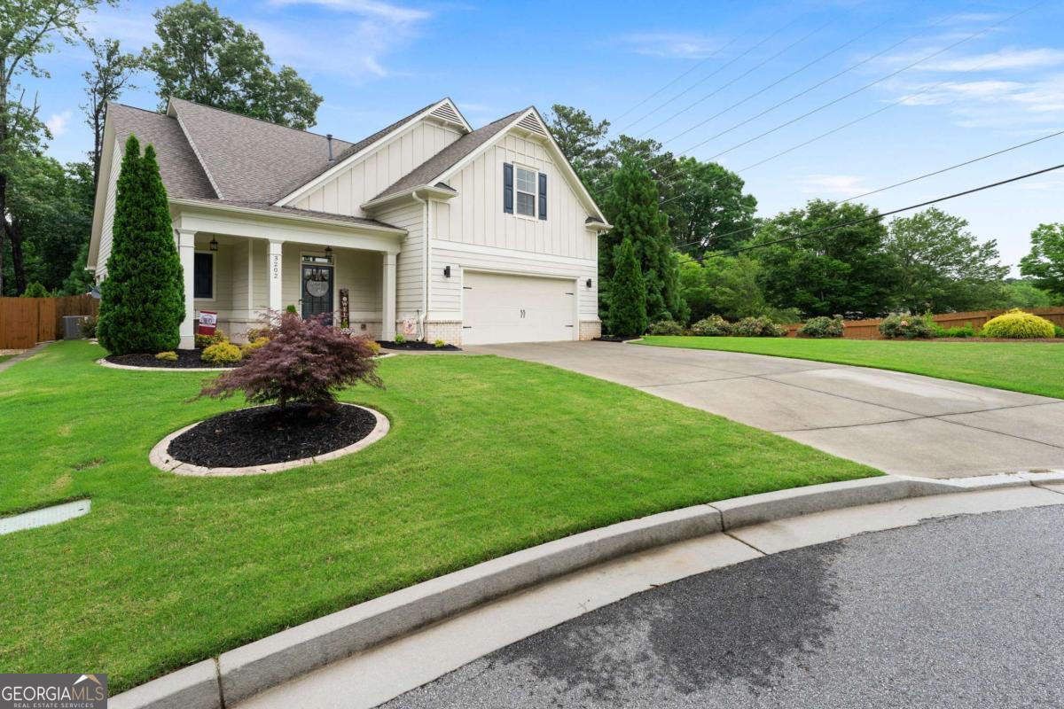 3202 Harmony Hill Trace Property Photo 4