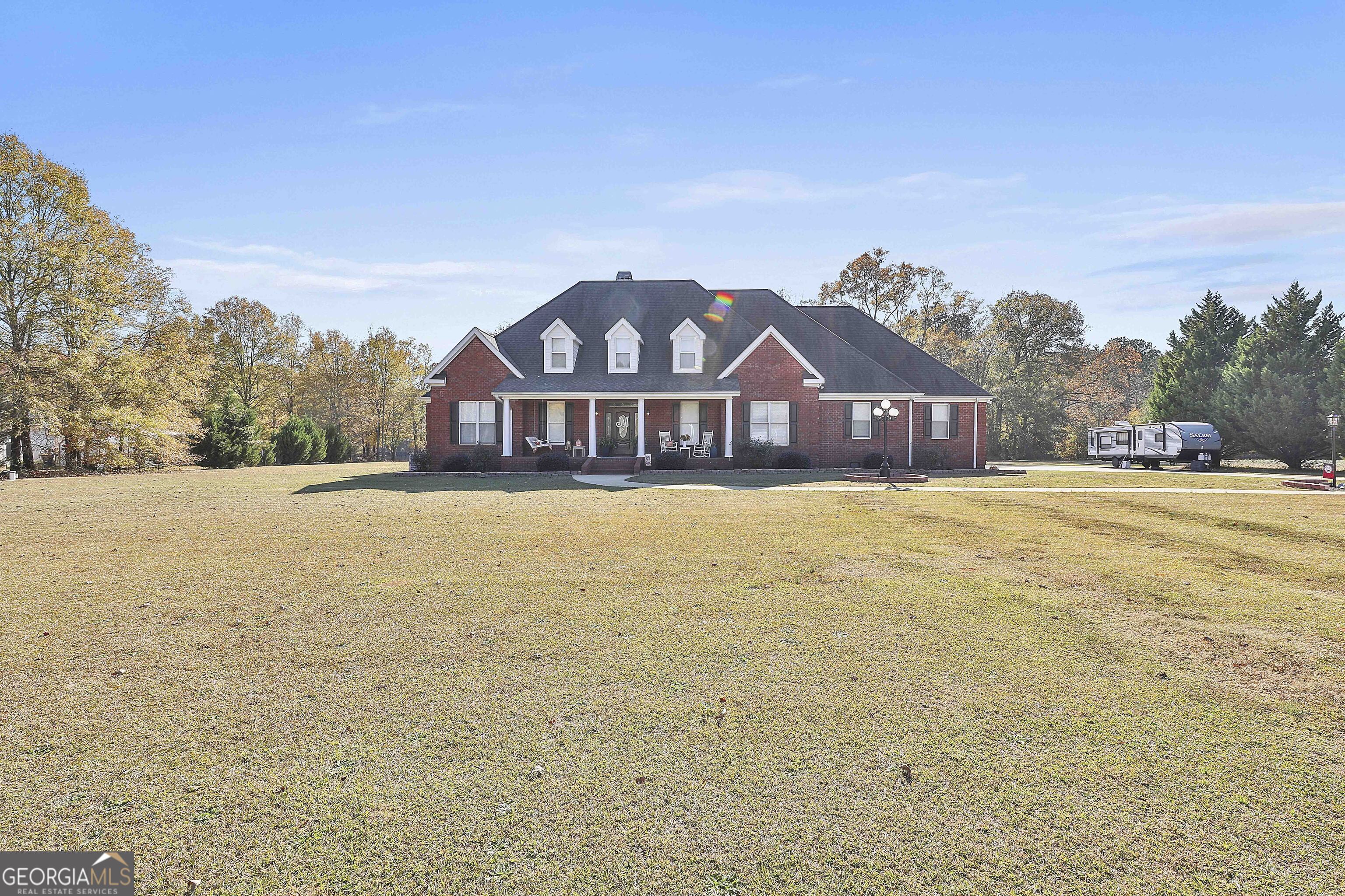 395 W Mcintosh Road Property Photo 1