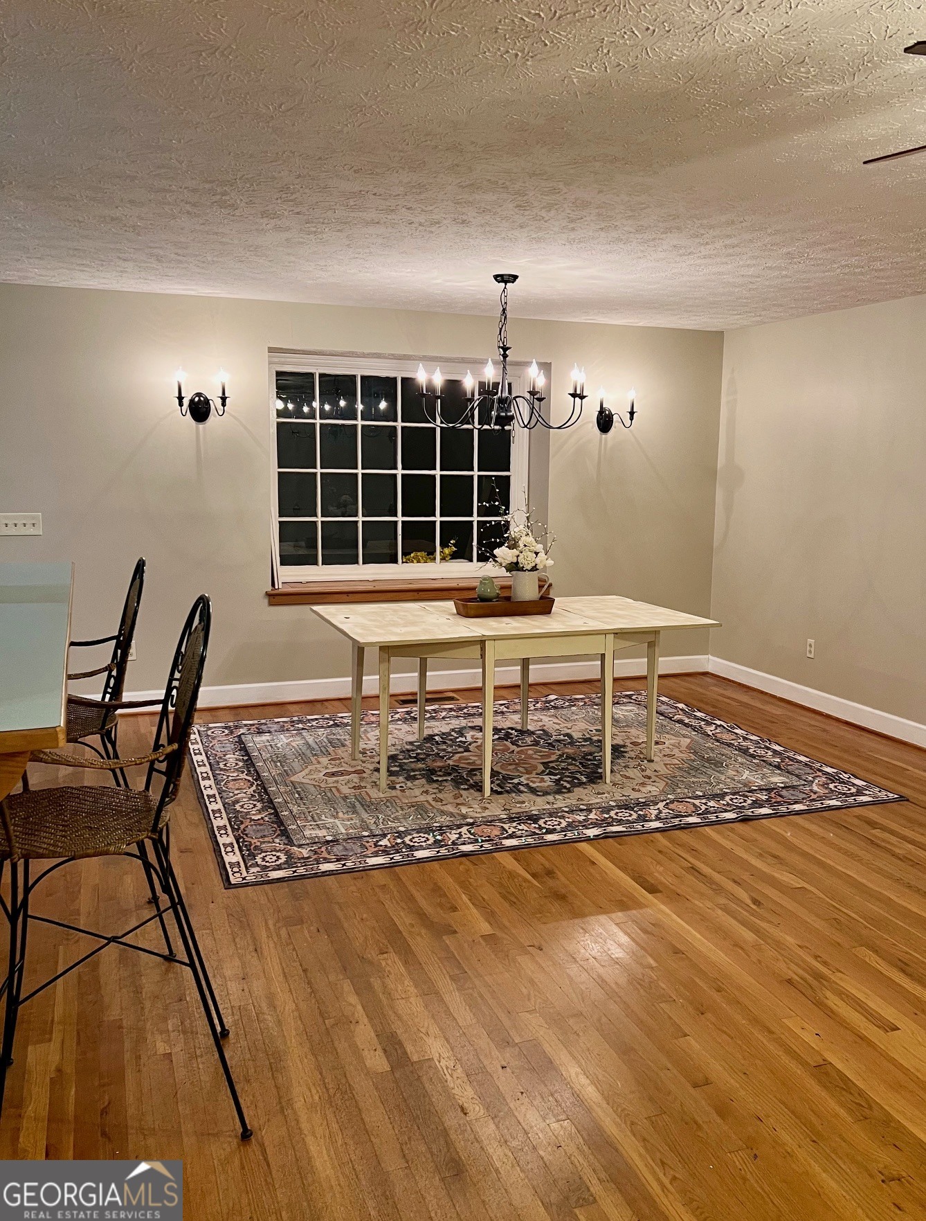 4686 Property Photo 8