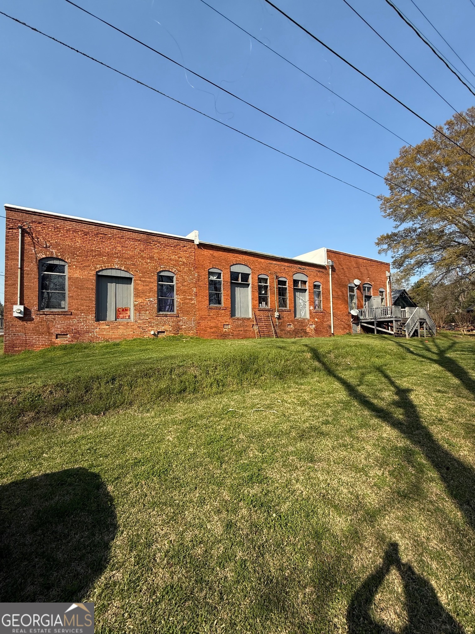 4686 Property Photo 28