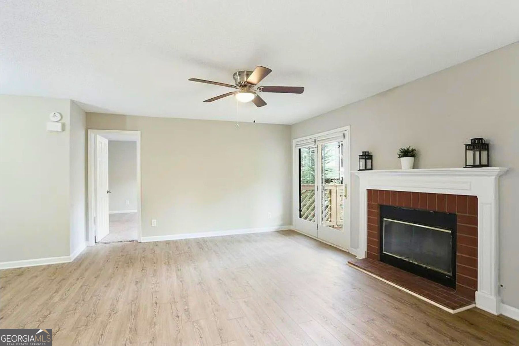694 Mcgill Place Ne # 694 Property Photo 2