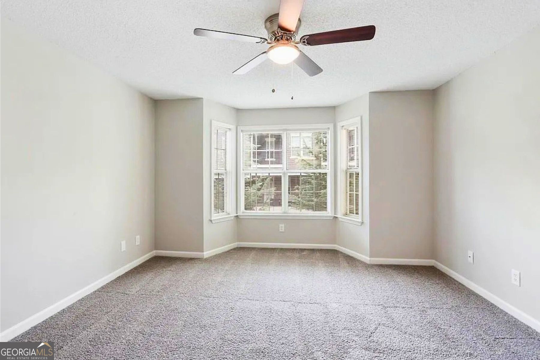 694 Mcgill Place Ne # 694 Property Photo 16
