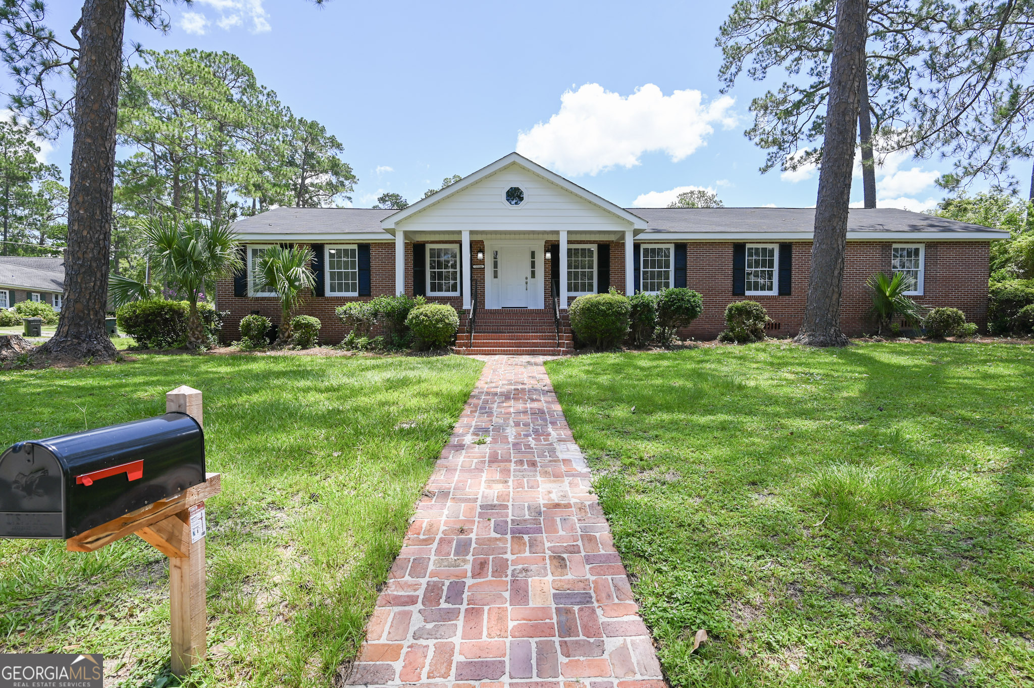 1304 Hill Street Property Photo 1