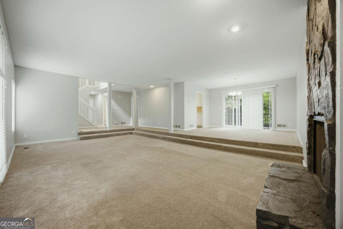 10285 Timberstone Road Property Photo 2