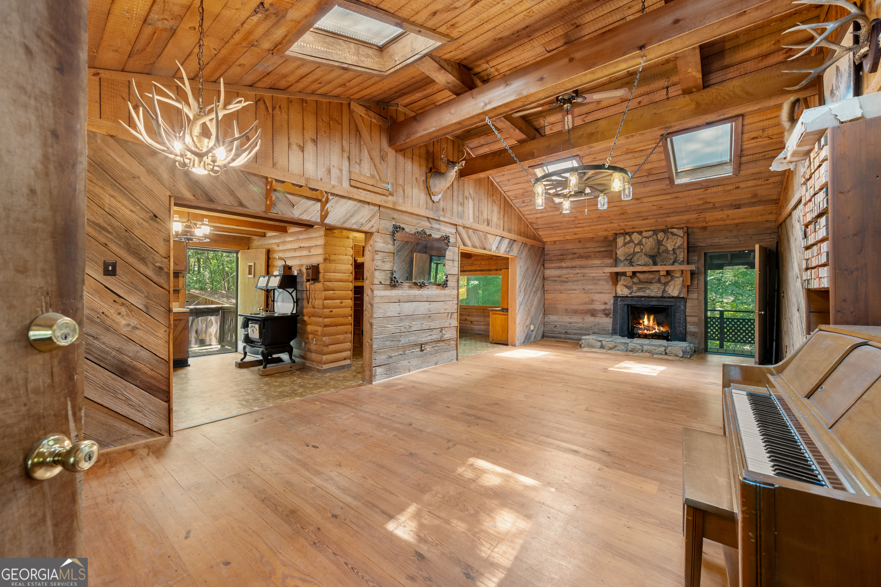 120 Bill Brown Road Property Photo 8