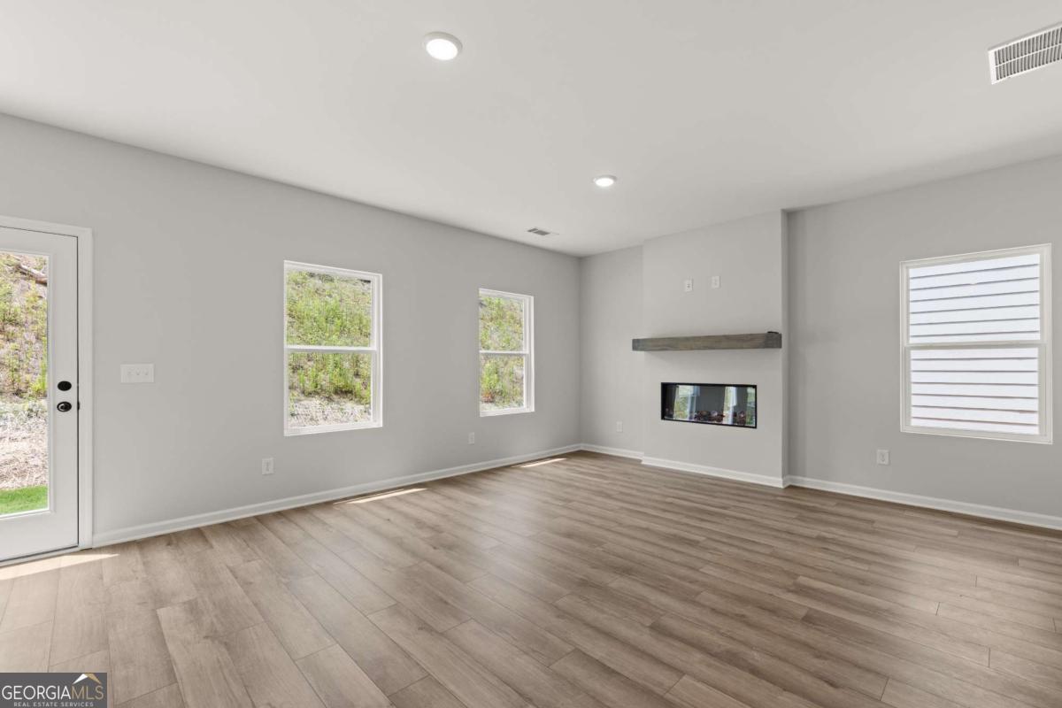 240 Black Walnut Way Property Photo 11