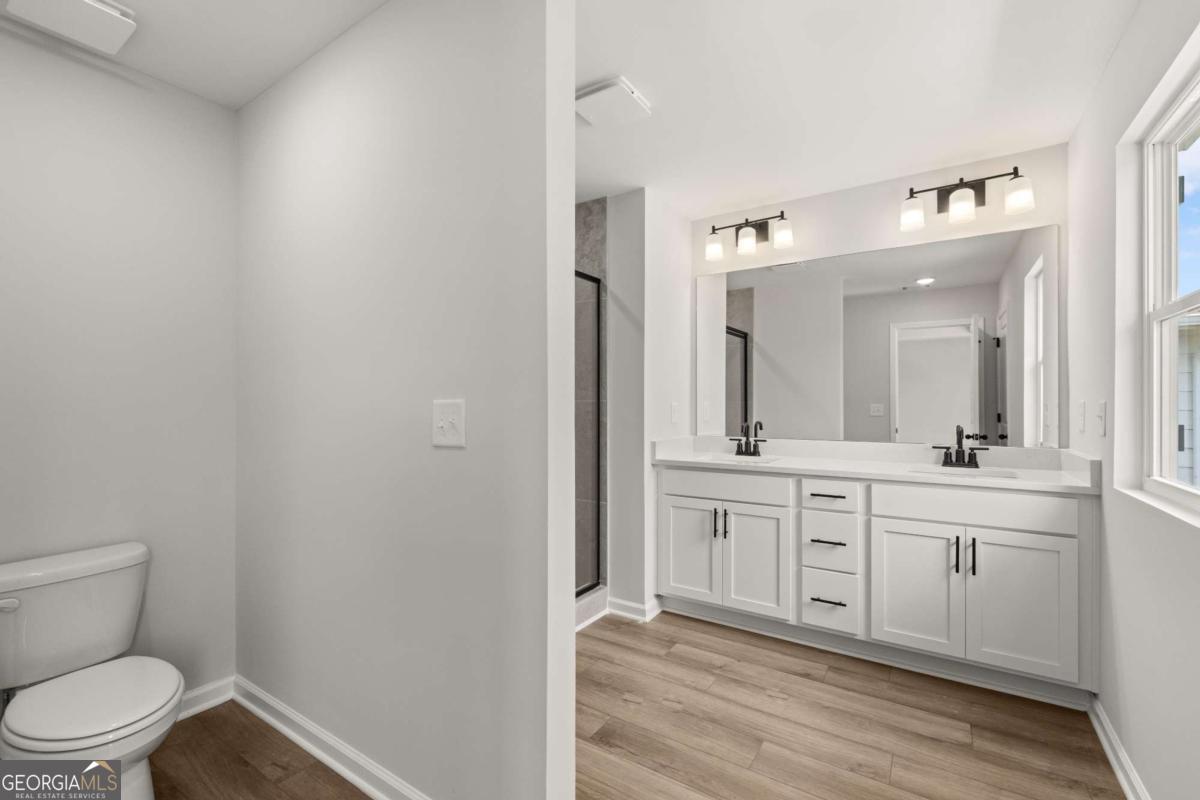 240 Black Walnut Way Property Photo 18