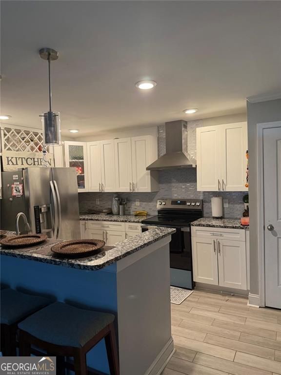 6272 Edward Street Property Photo 5