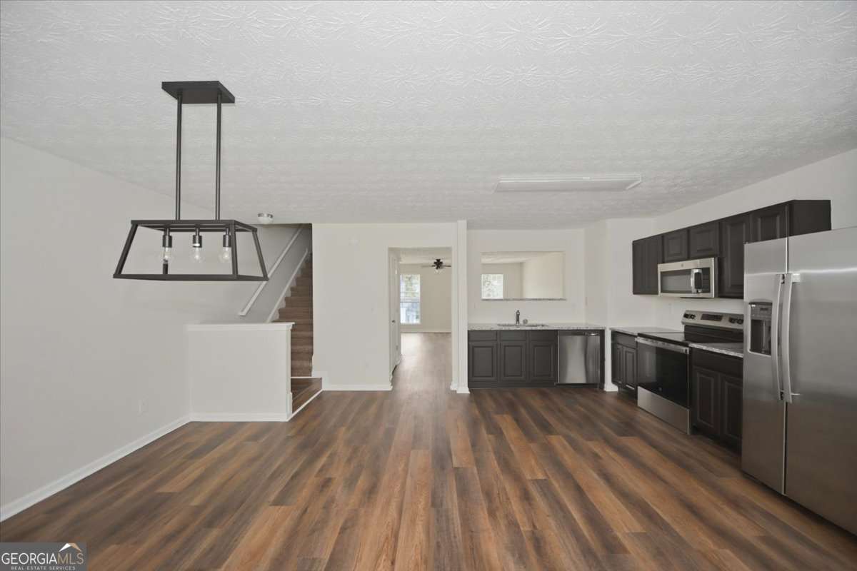 1706 Redan E Property Photo 2