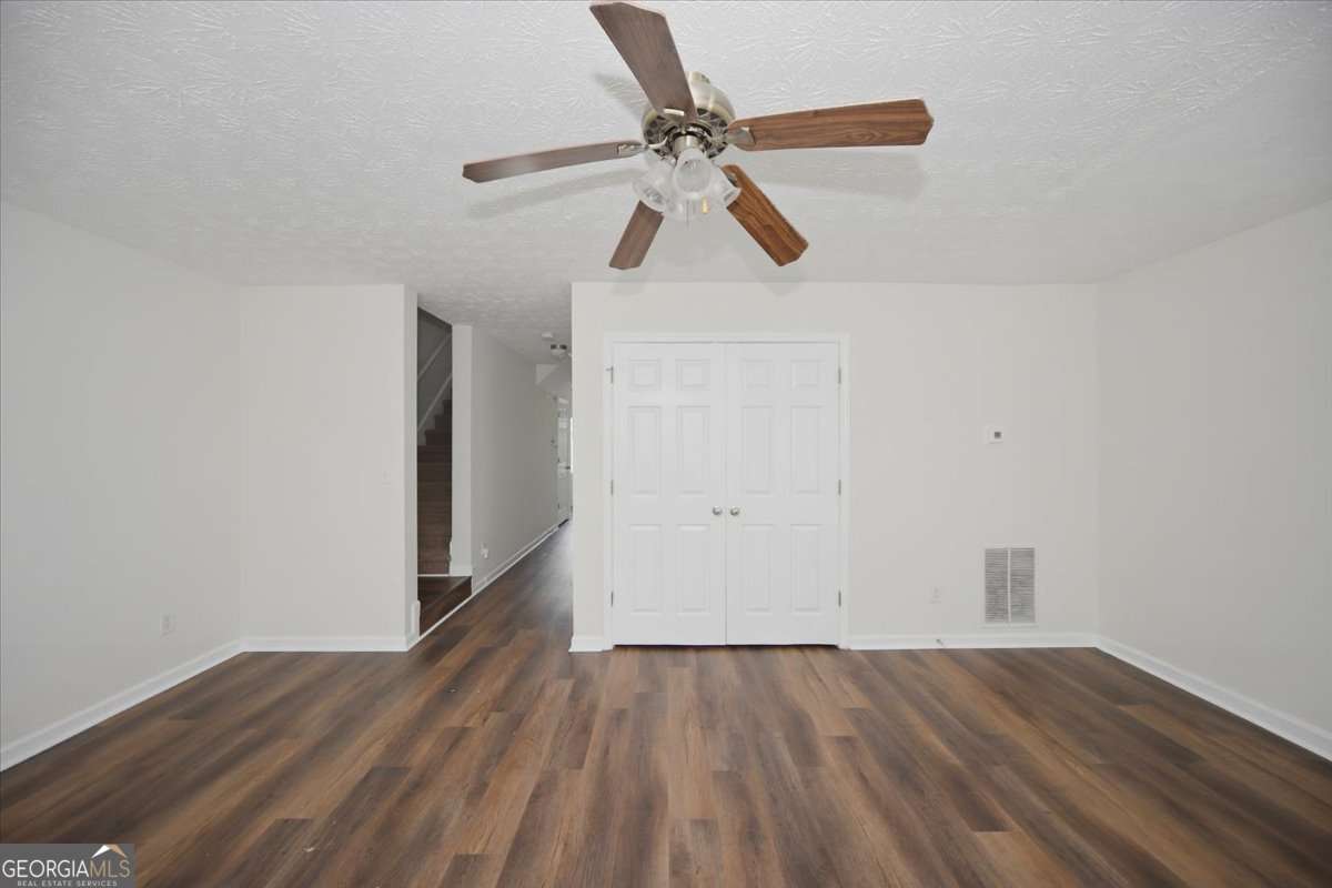 1706 Redan E Property Photo 6