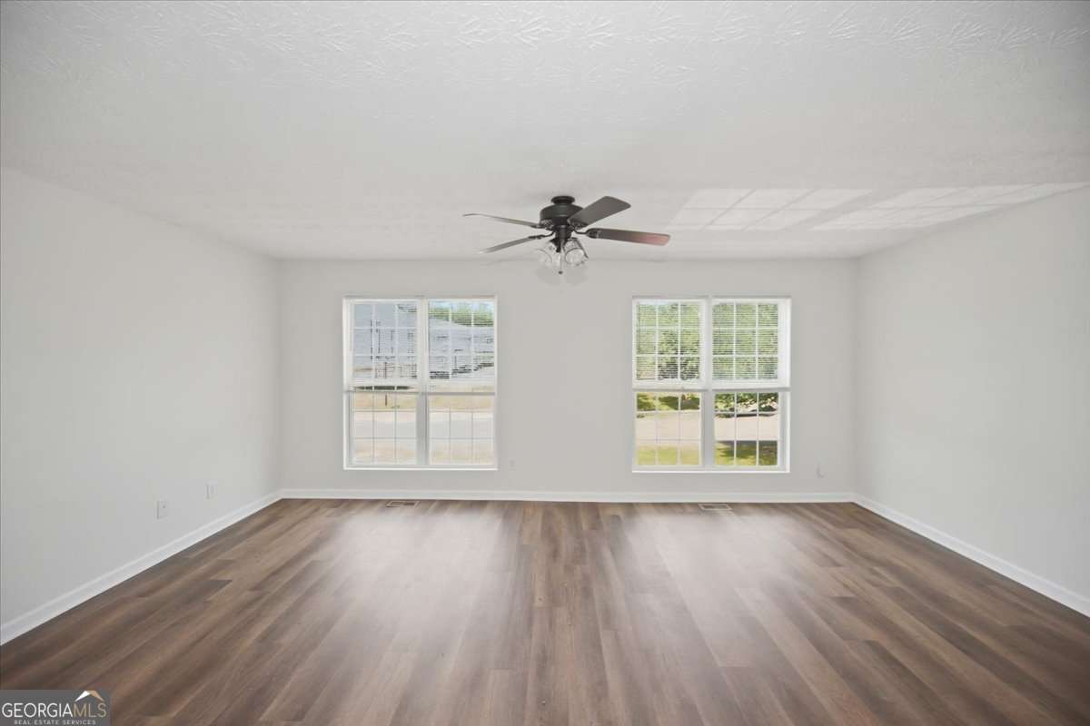 1706 Redan E Property Photo 7